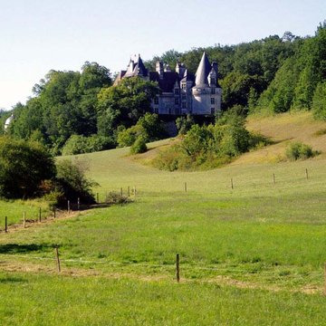 Château de Puyguilhem à Villars