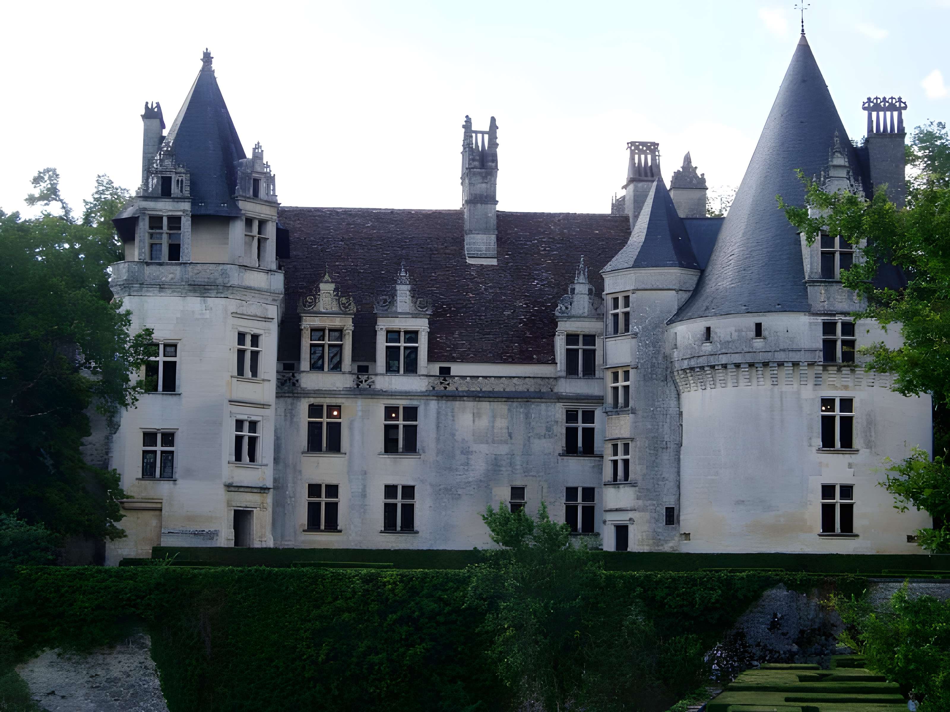 Château de Puyguilhem à Villars