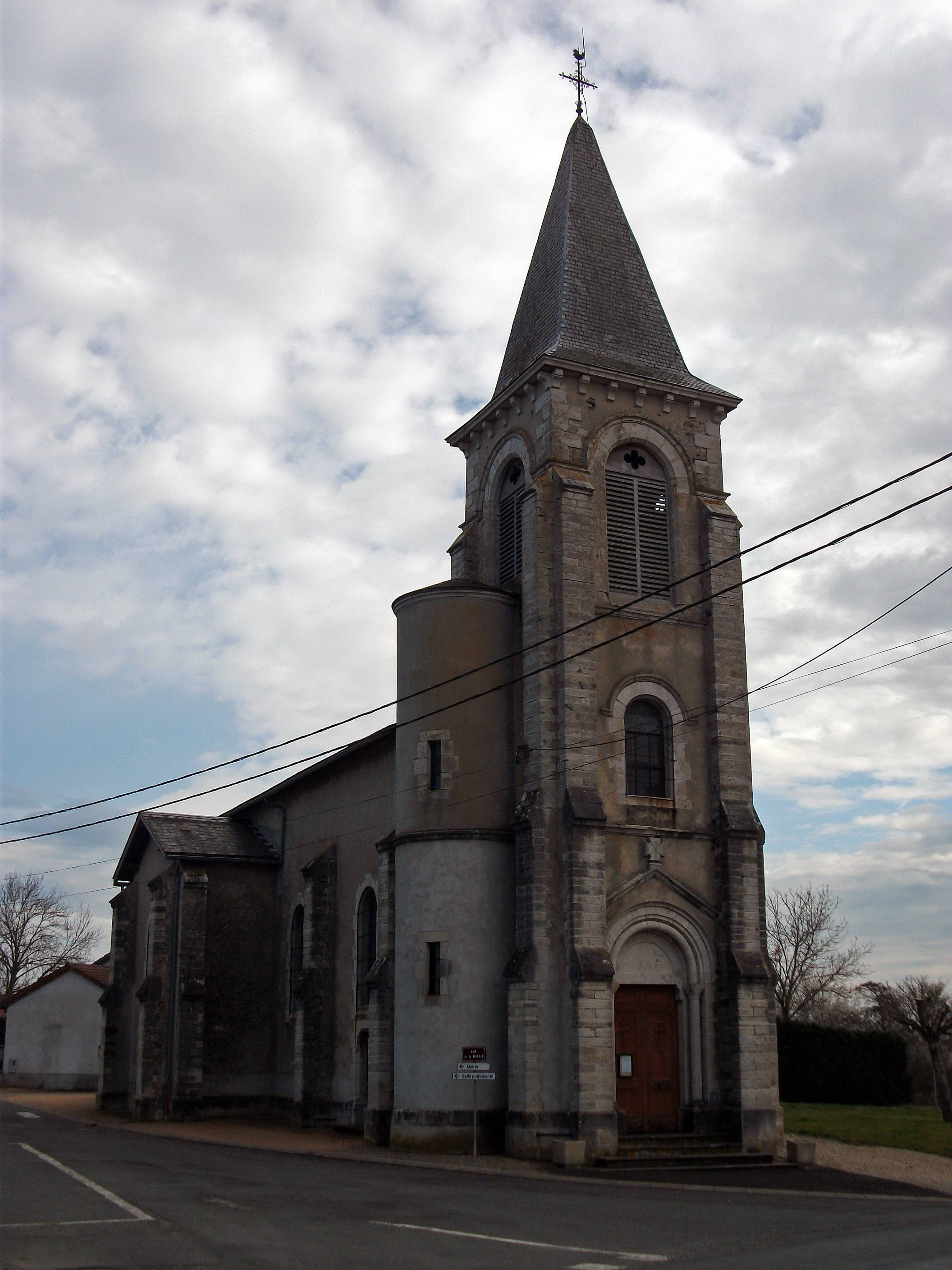 Photo de Église Saint-Pierre-ès-Liens de Beaumont-lès-Randan
