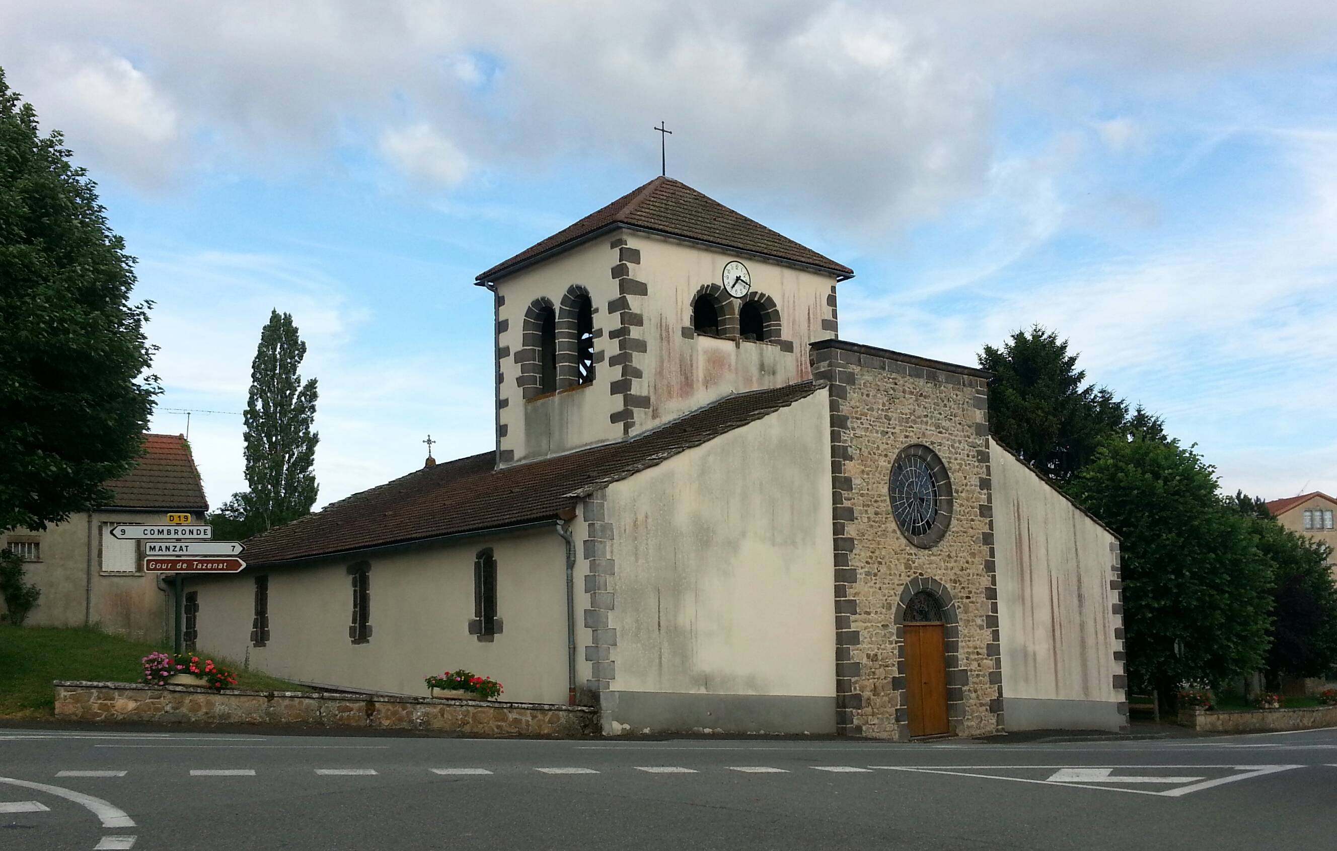 Photo de Kirche Saint-Pierre de Charbonnières-les-Veilles