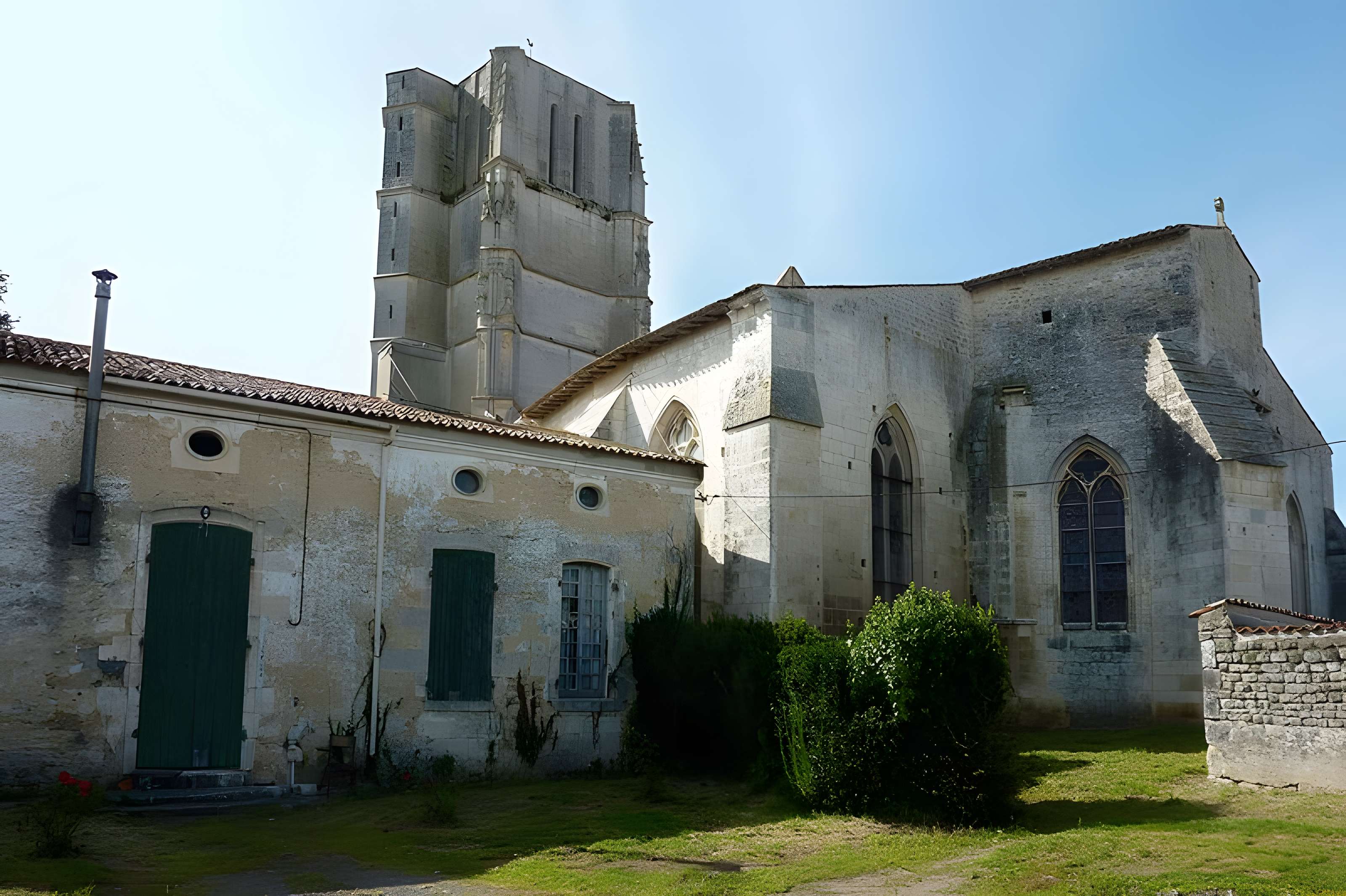 Église Saint-Jean-Baptiste de Saint-Jean-d'Angle