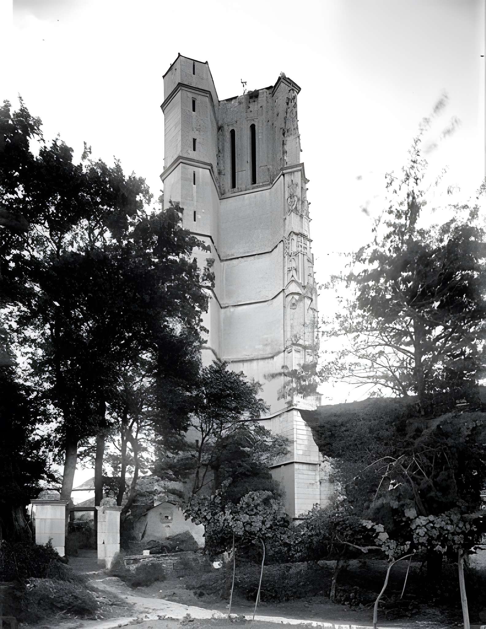 Église Saint-Jean-Baptiste de Saint-Jean-d'Angle