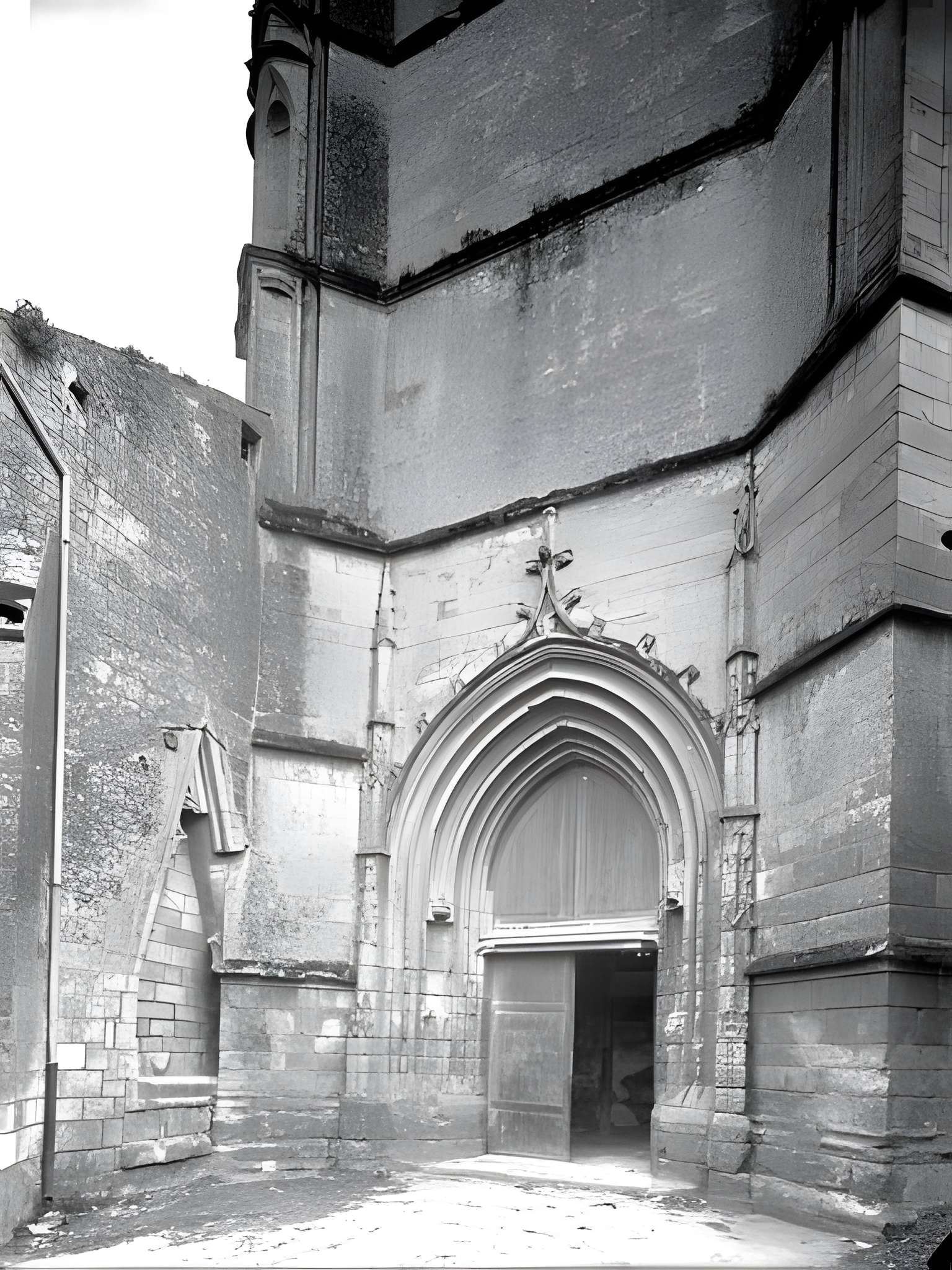 Église Saint-Jean-Baptiste de Saint-Jean-d'Angle