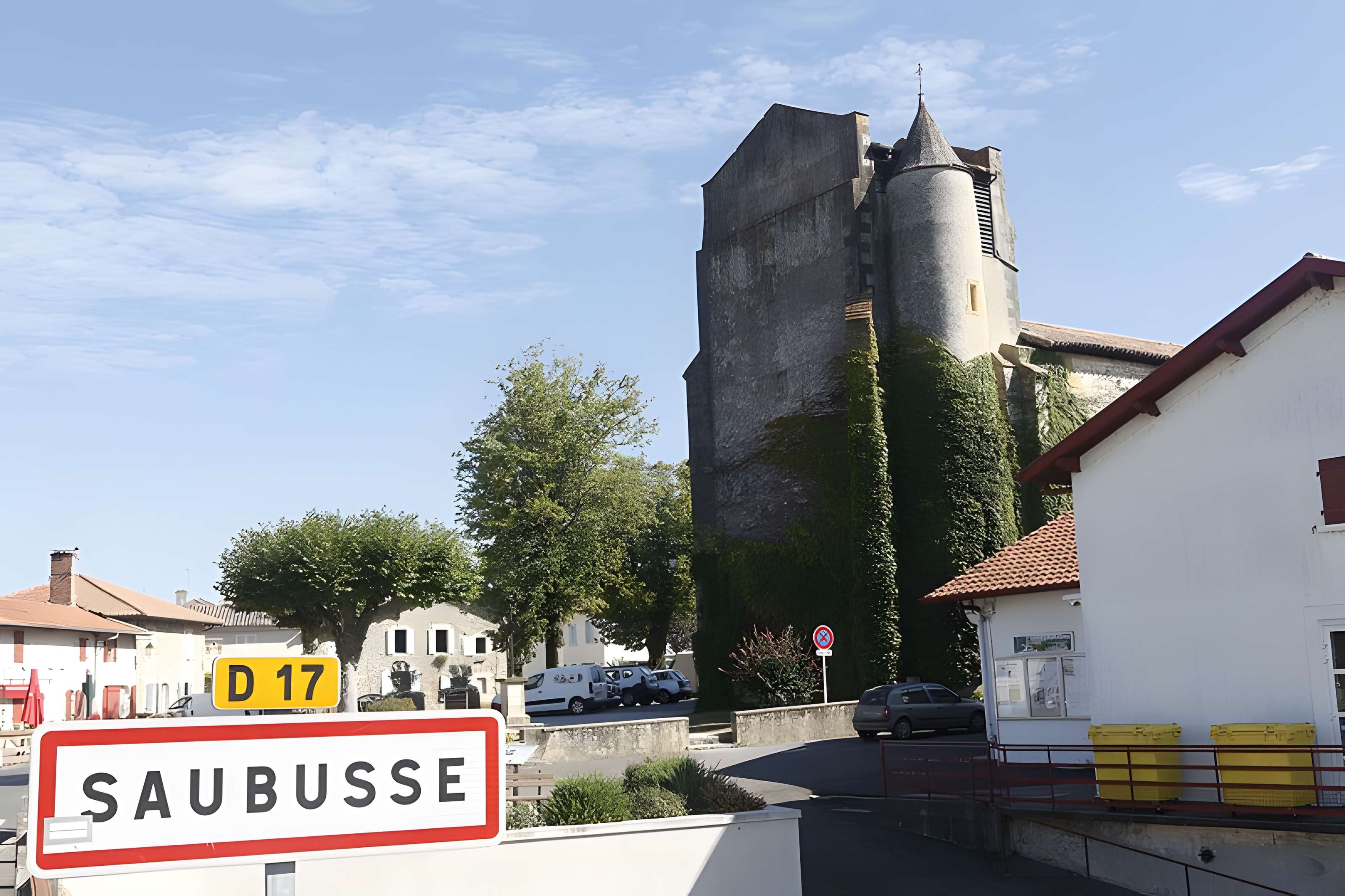 Église Saint-Jean-Baptiste de Saubusse