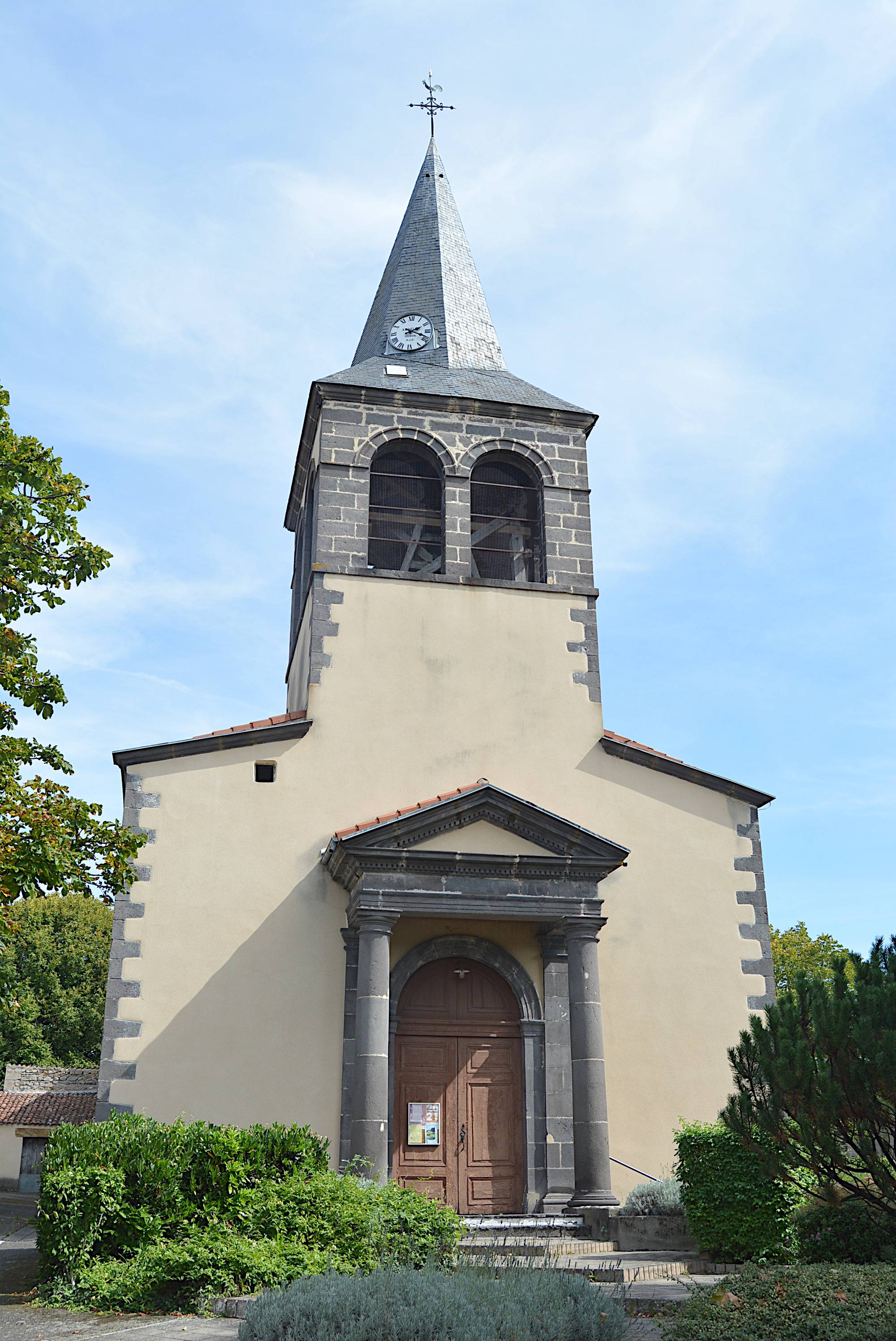 Photo de Saint-Domnin, Saint-Denis and Notre-Dame de Seychalles Church