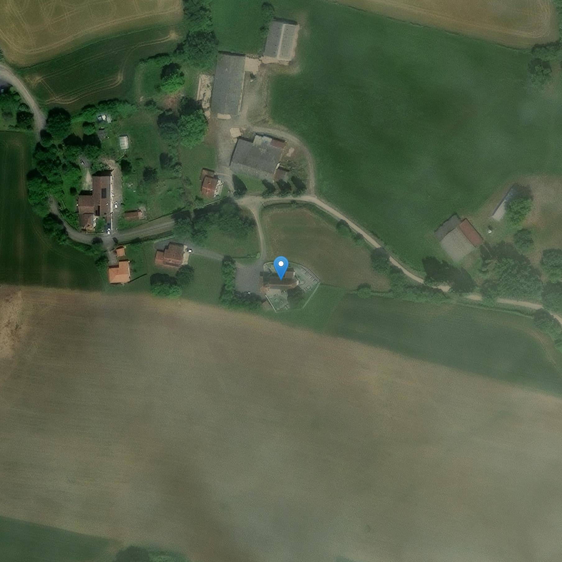 Photo de Iglesia de Suhast Assumption