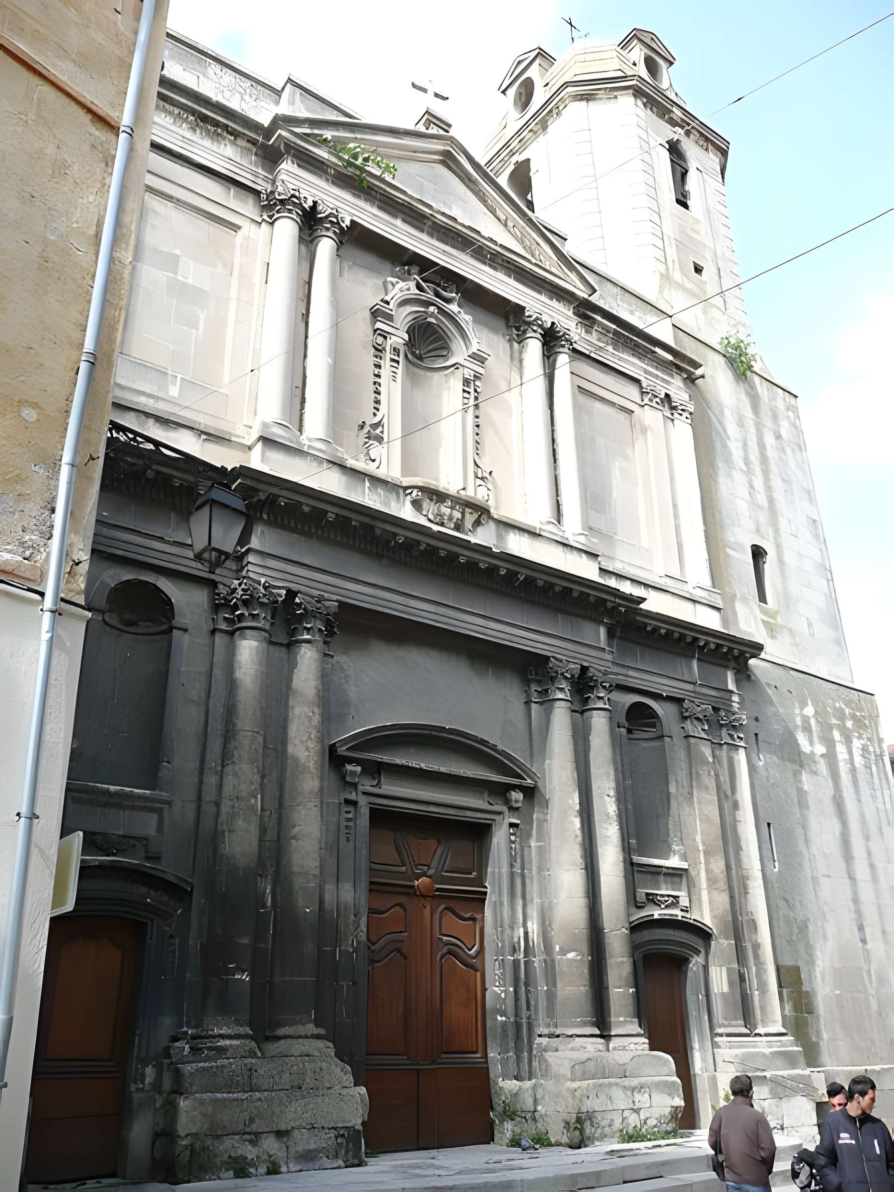 Église Saint-Julien d'Arles 