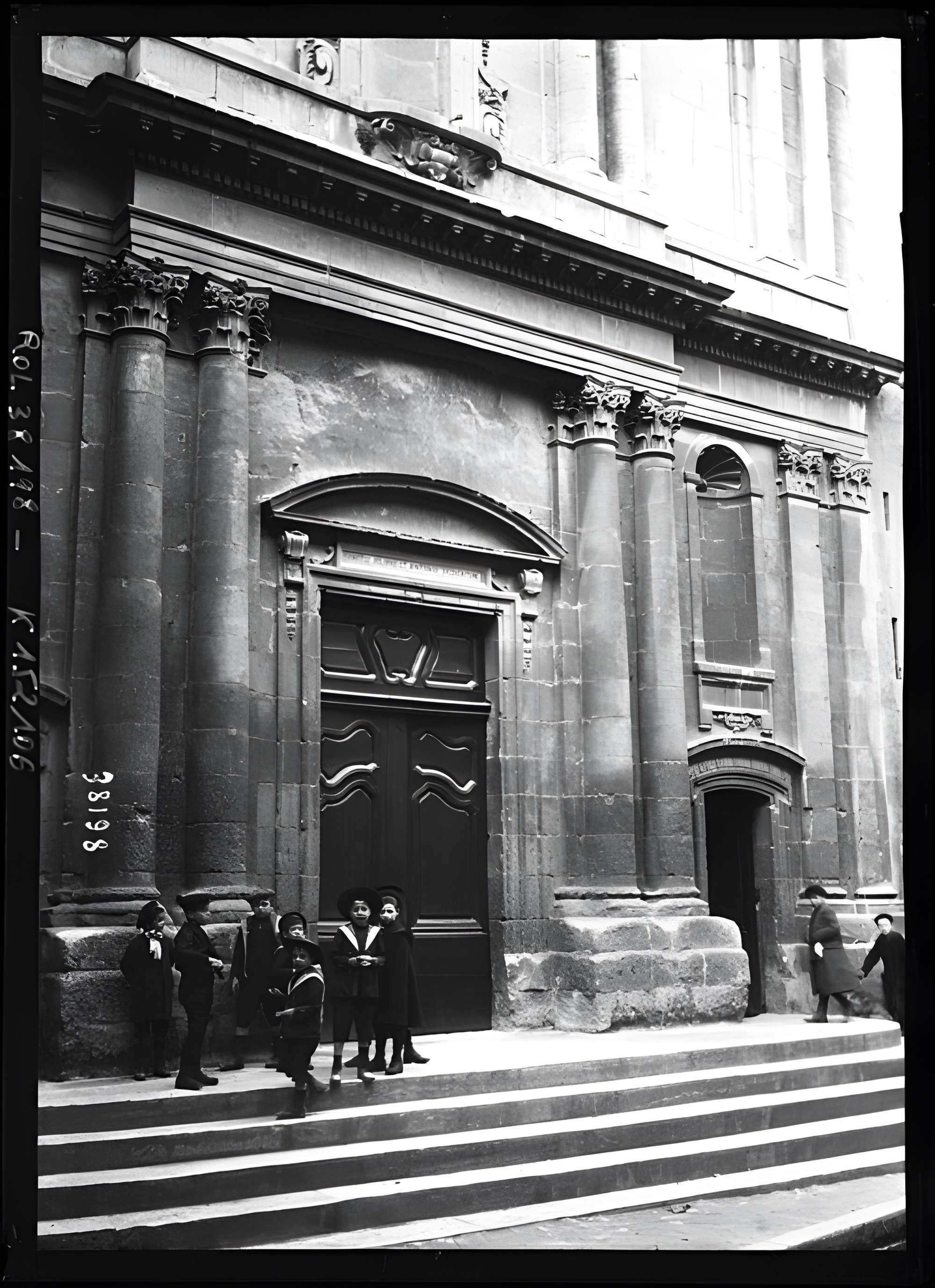 Église Saint-Julien d'Arles 