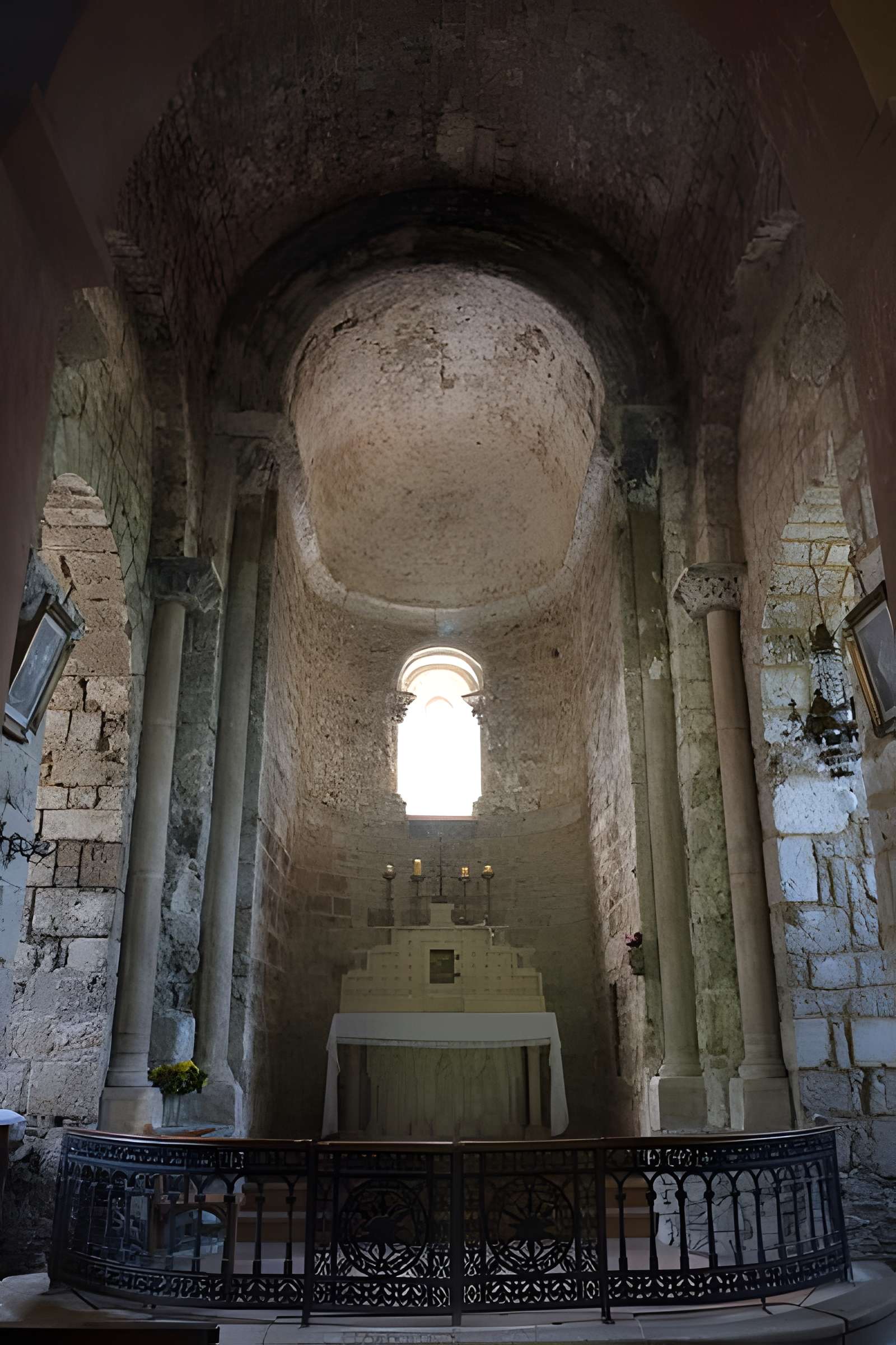Église Saint-Julien d'Axiat