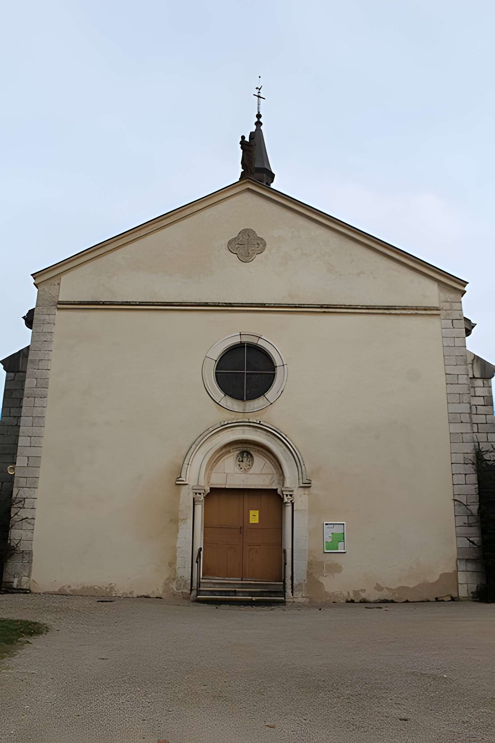 Église Saint-Julien de Condeissiat
