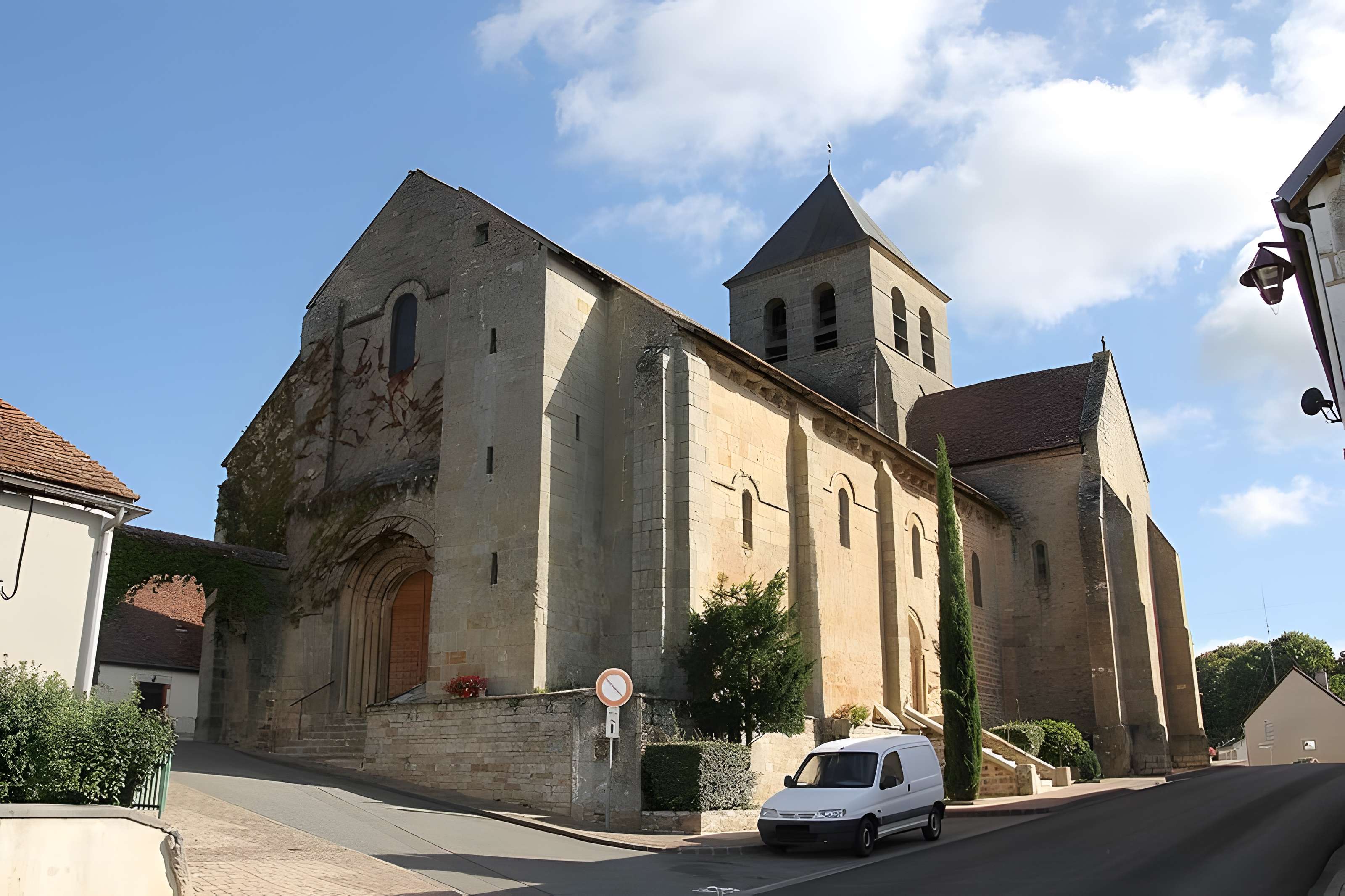 Église Saint-Julien de Couleuvre 