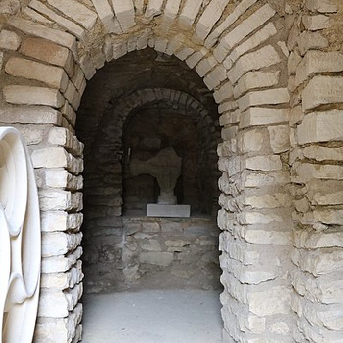 Photo de Église Saint-Julien de Cry