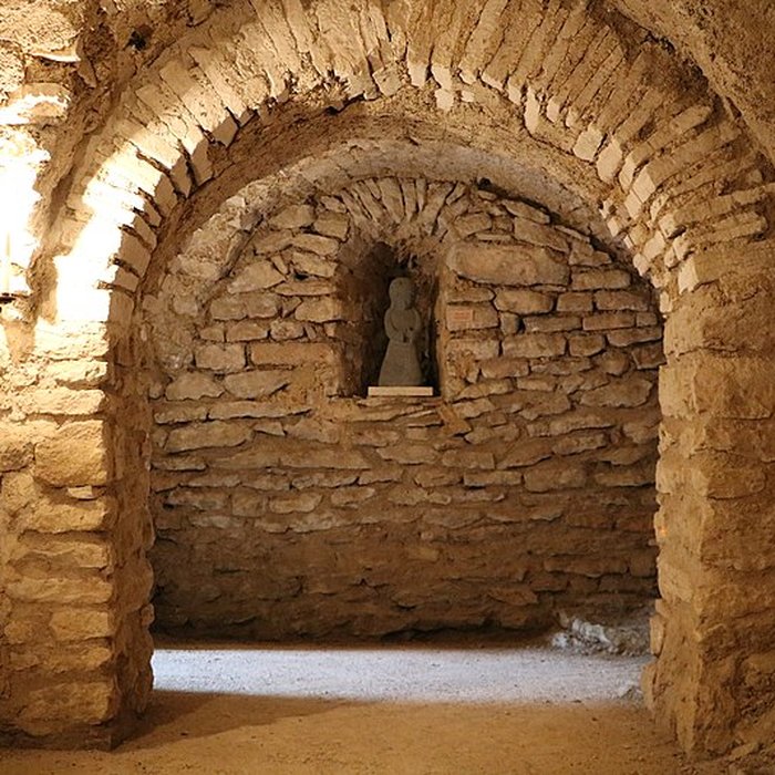 Photo de Église Saint-Julien de Cry