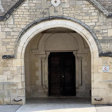 Église Saint-Julien de Cry