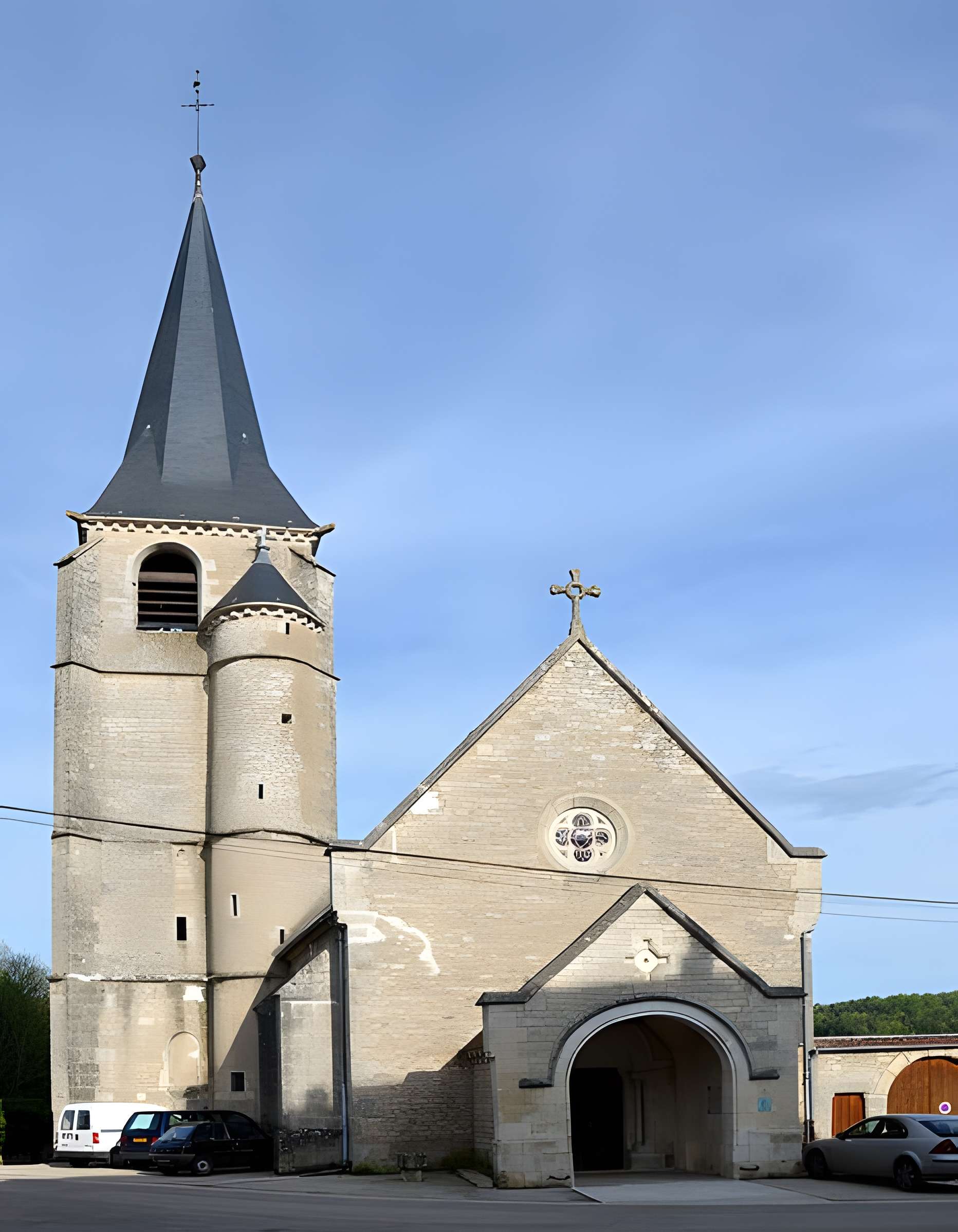 Église Saint-Julien de Cry 