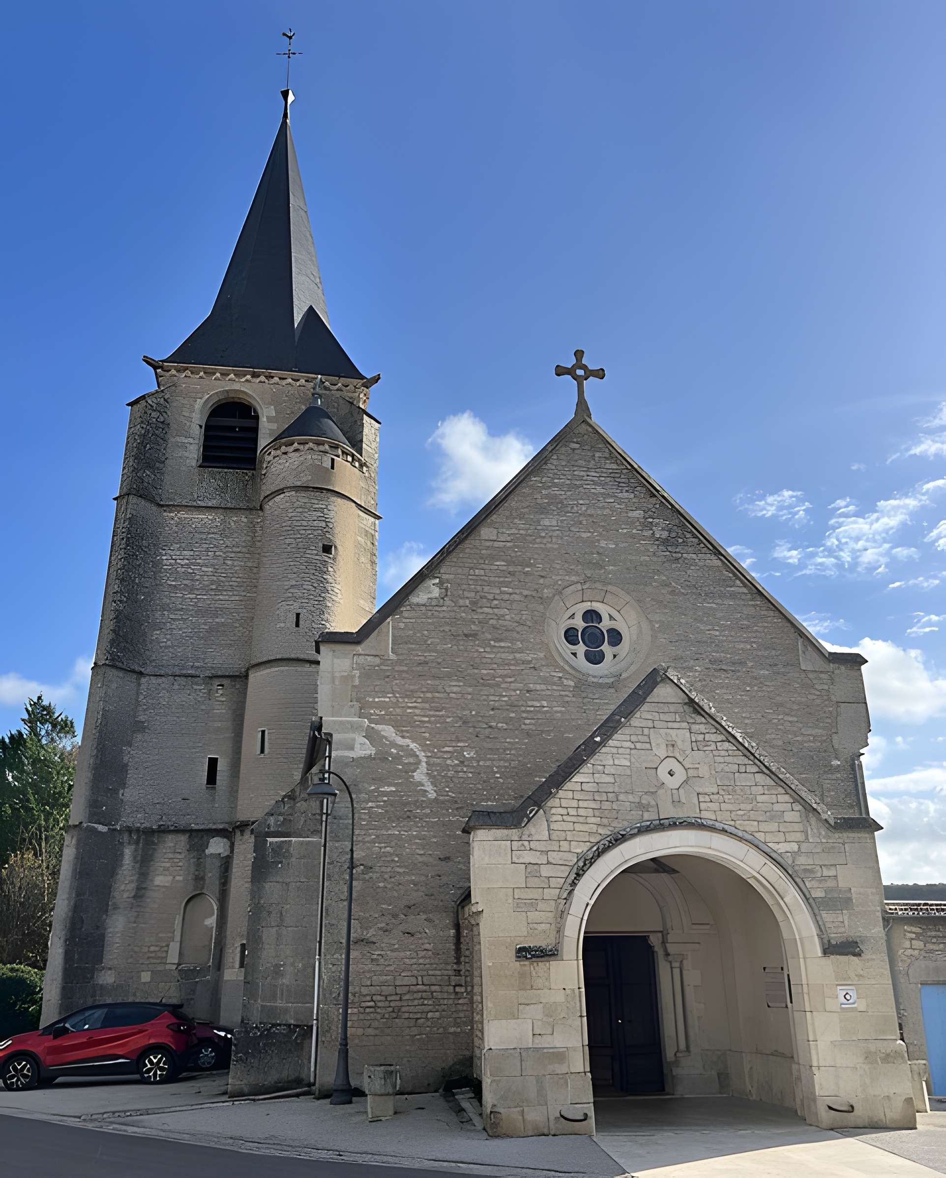 Église Saint-Julien de Cry