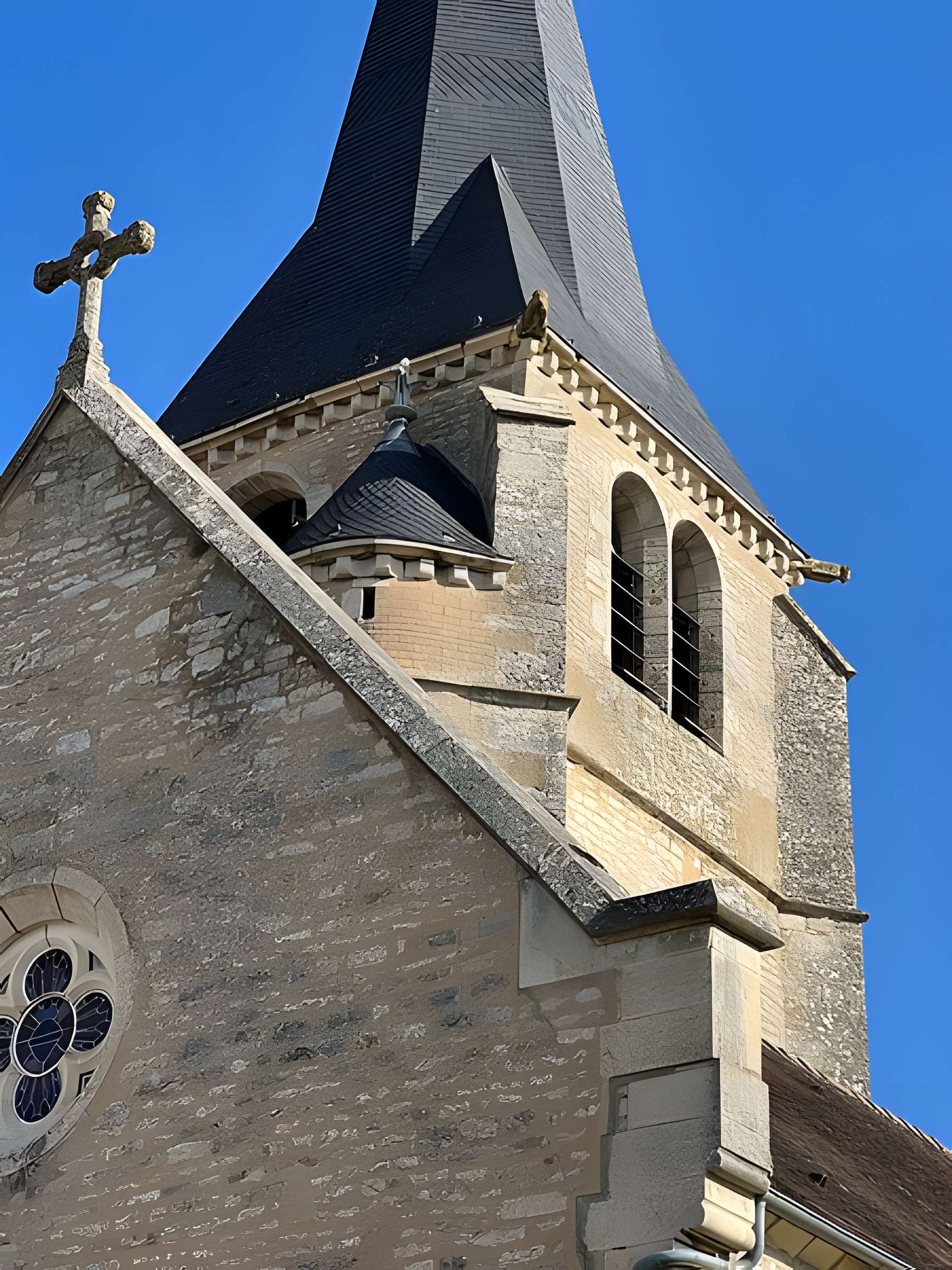 Église Saint-Julien de Cry