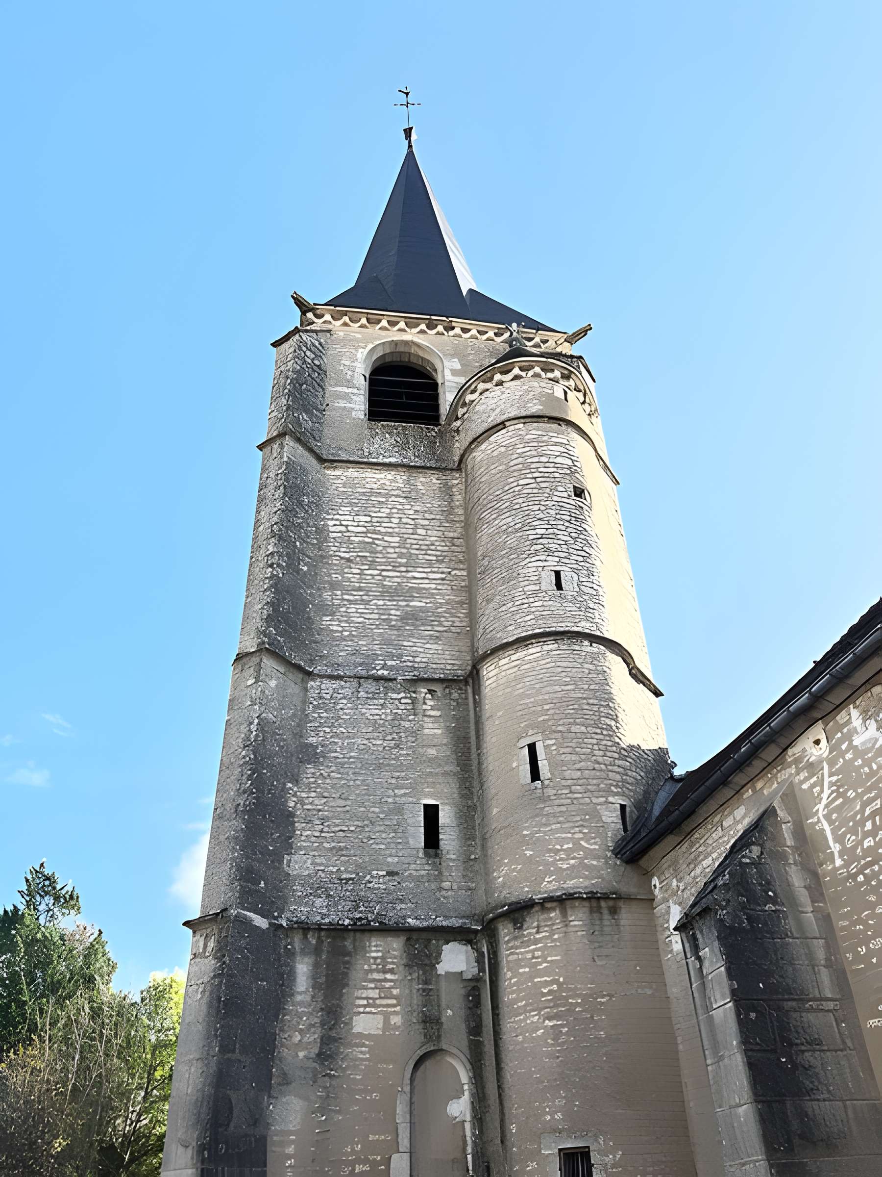 Église Saint-Julien de Cry