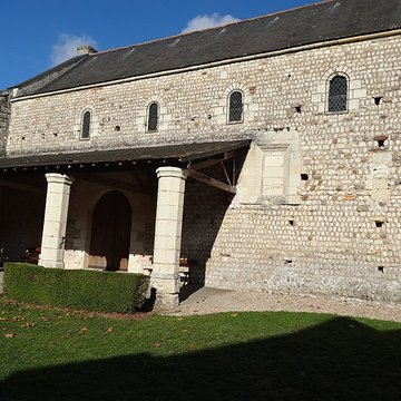 Église Saint-Julien de Distré