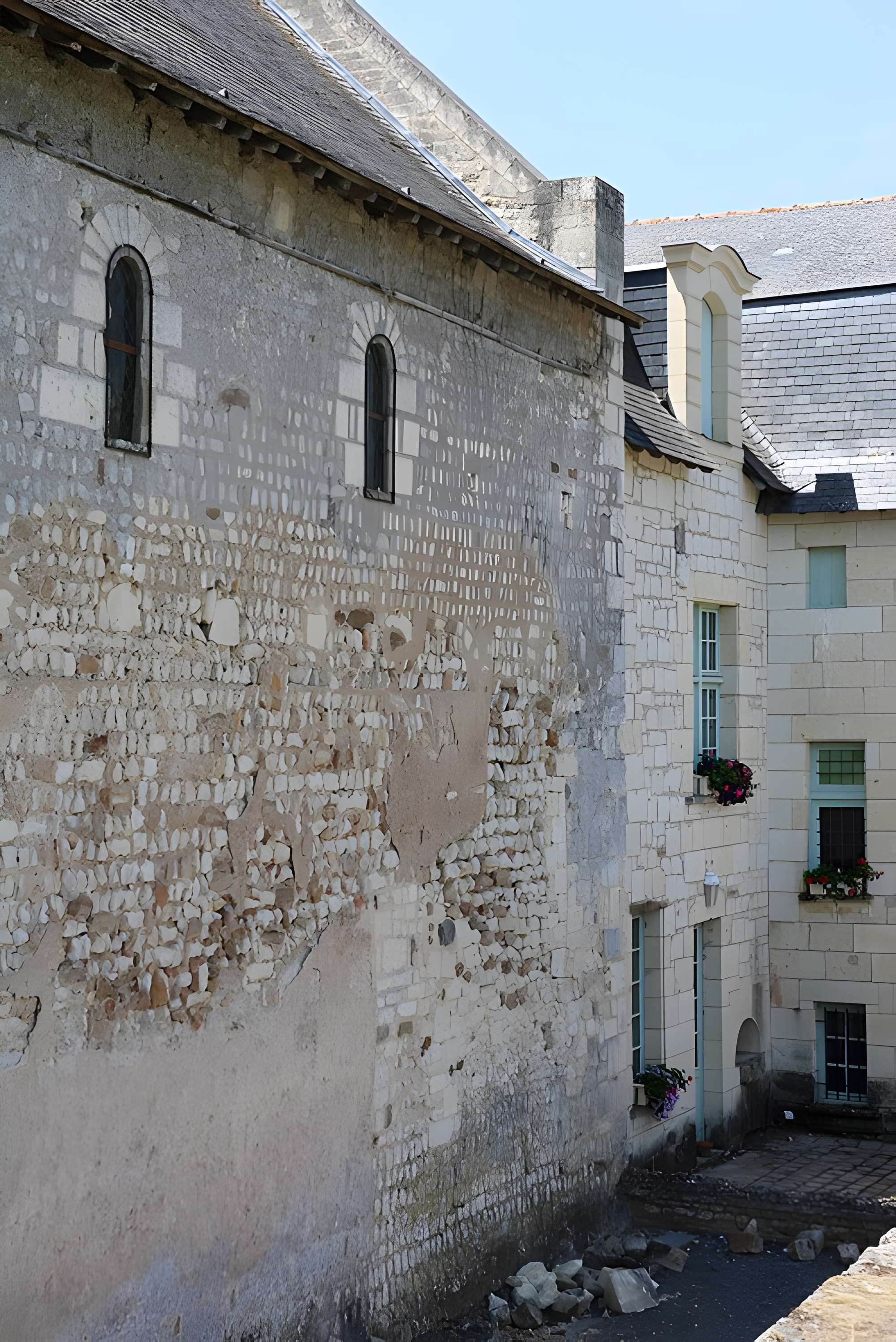 Église Saint-Julien de Distré