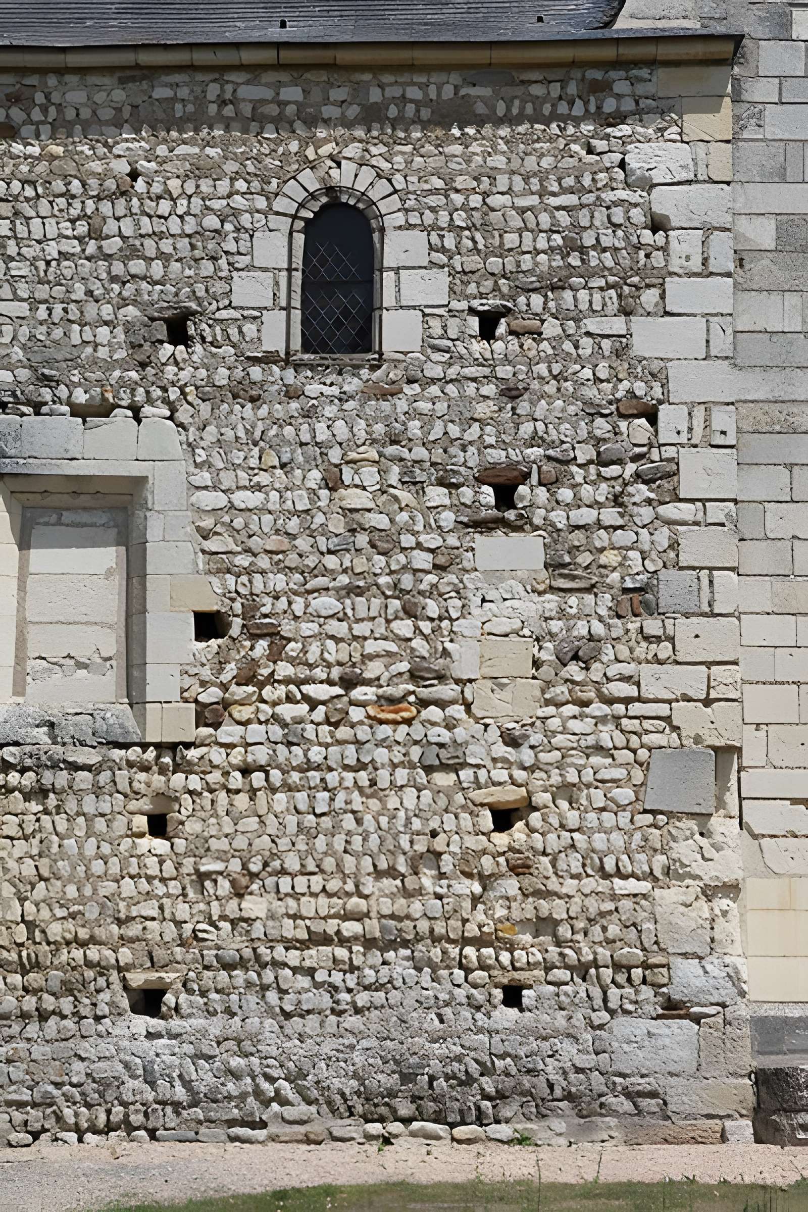 Église Saint-Julien de Distré
