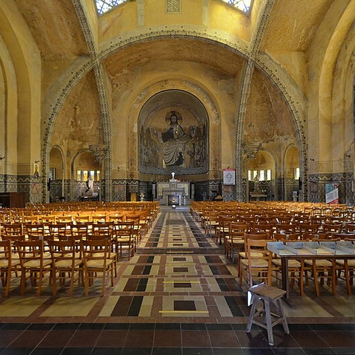 Photo de Église Saint-Julien de Domfront
