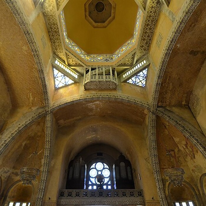 Photo de Église Saint-Julien de Domfront