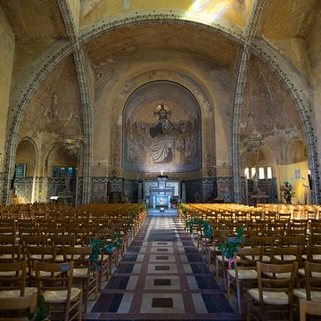 Église Saint-Julien de Domfront