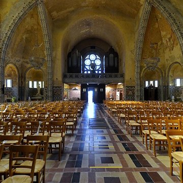 Église Saint-Julien de Domfront