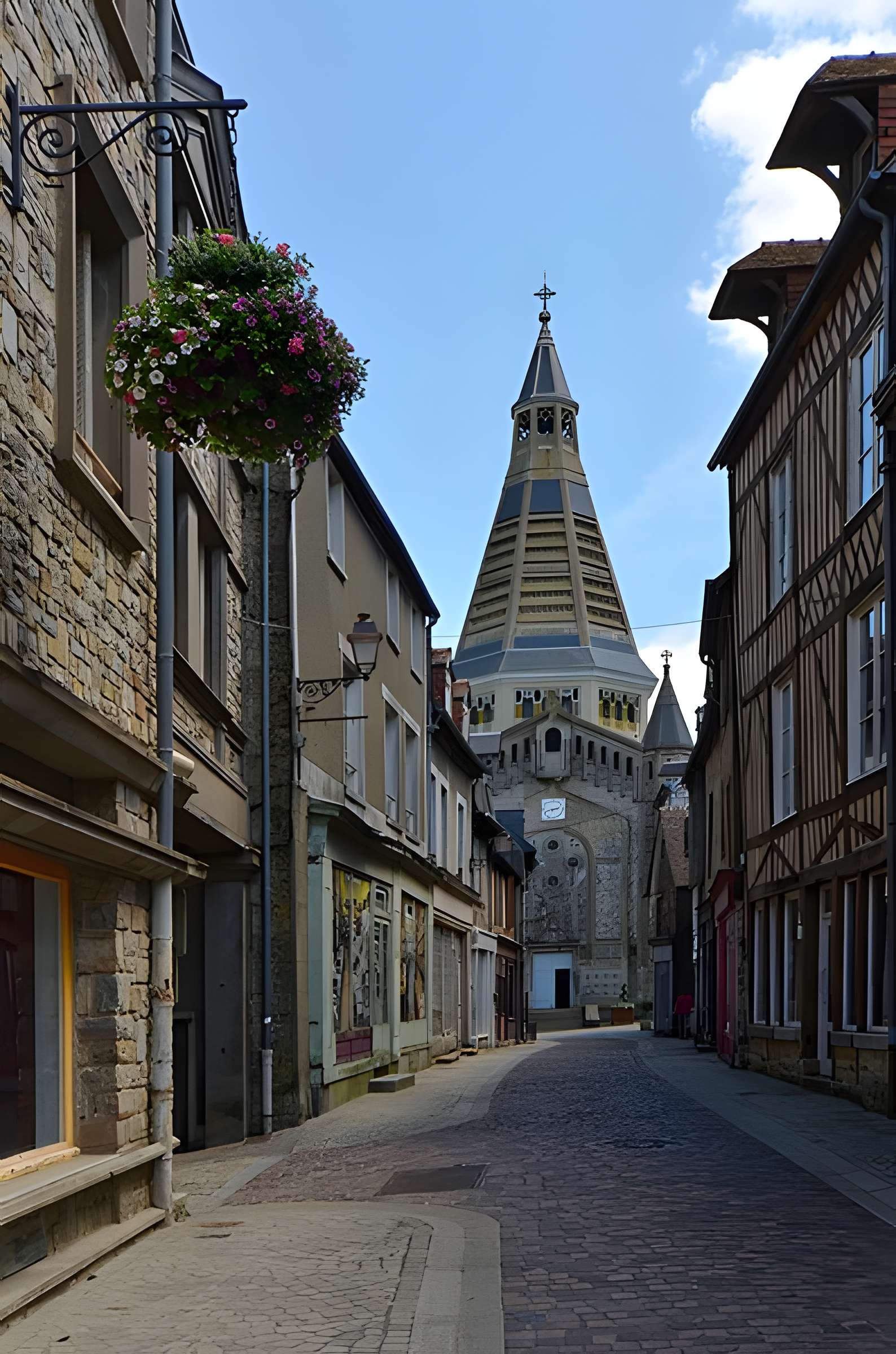Église Saint-Julien de Domfront
