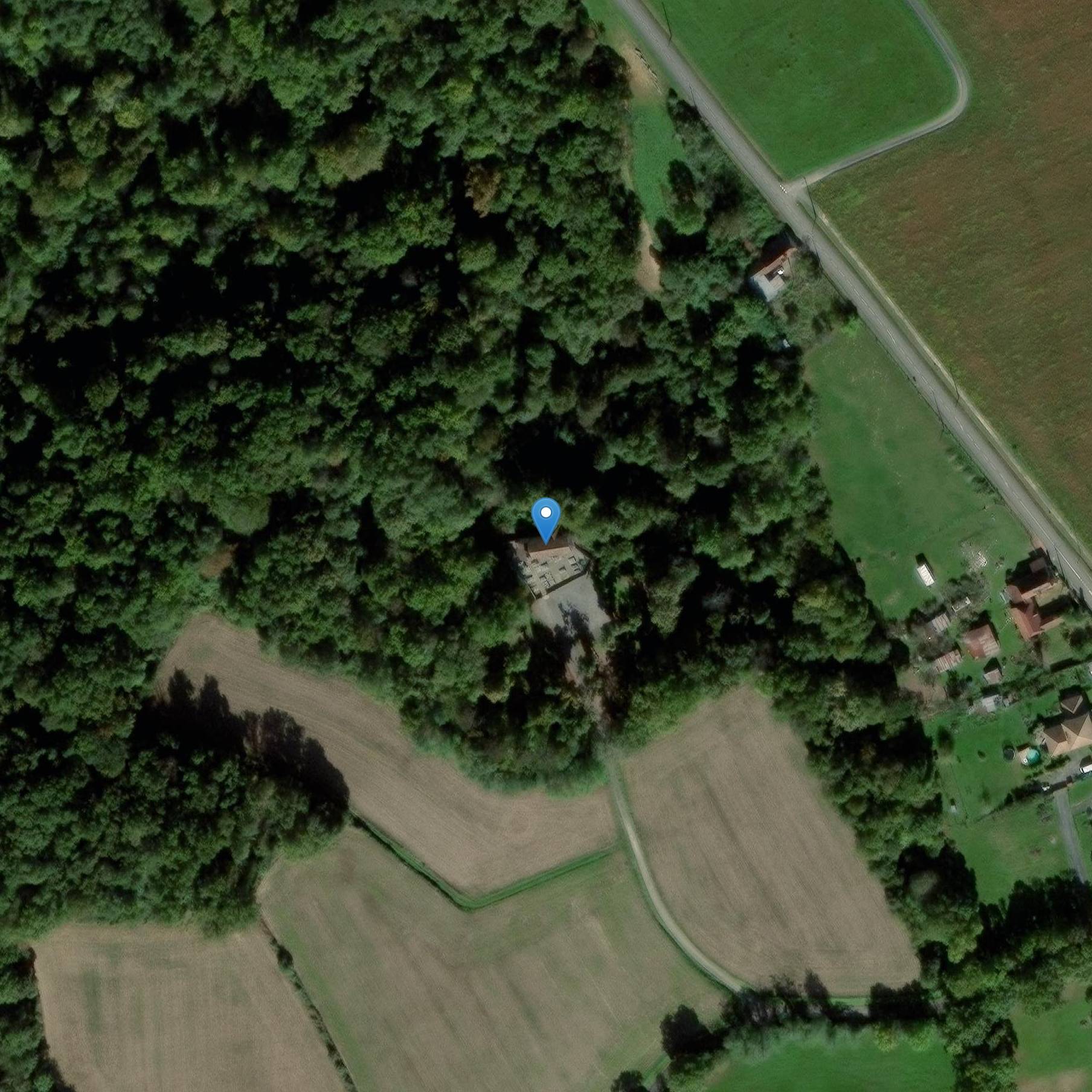 Photo de Saint Pierre de Castillon Church (near Lembeye)