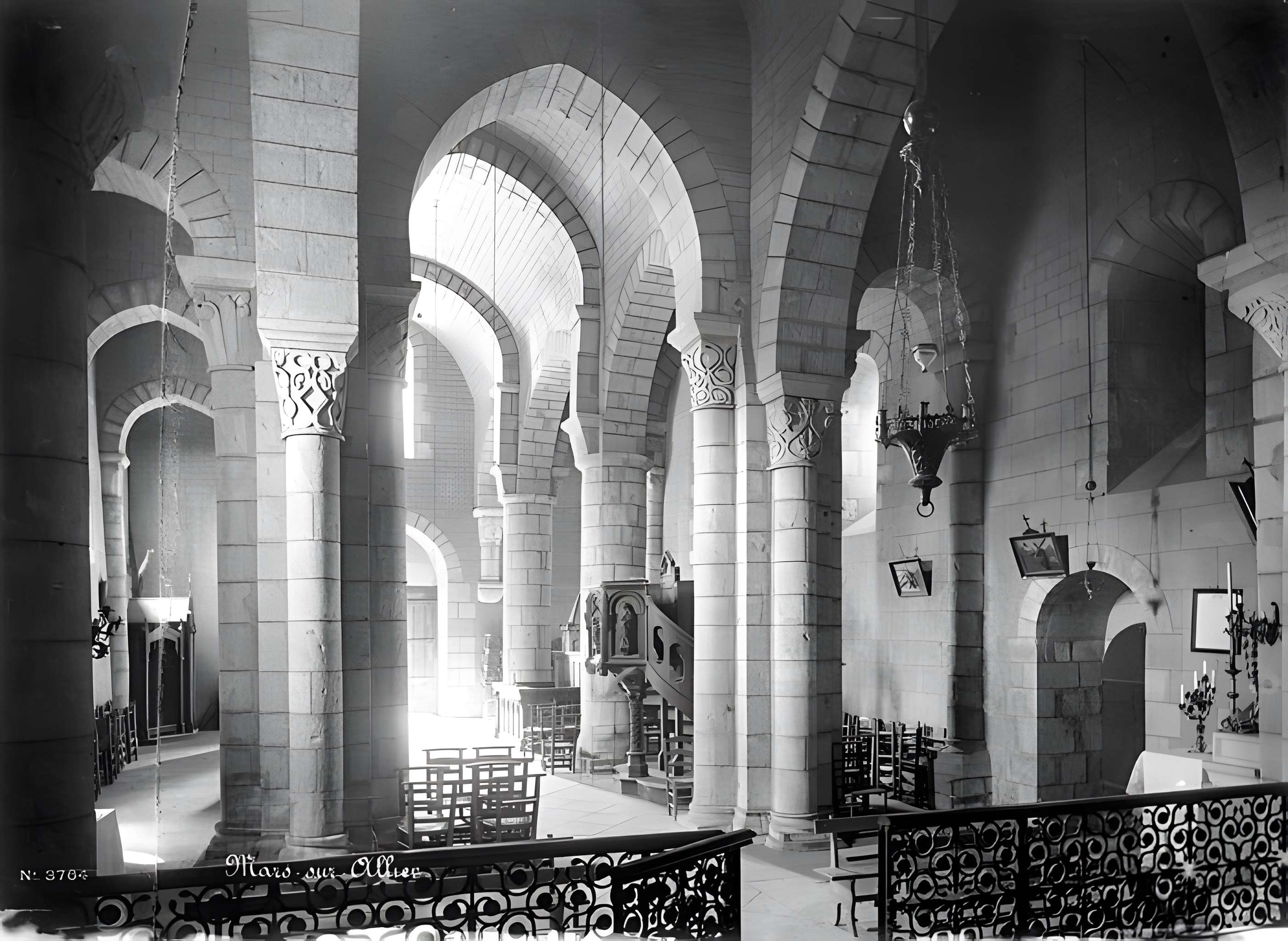 Église Saint-Julien de Mars-sur-Allier