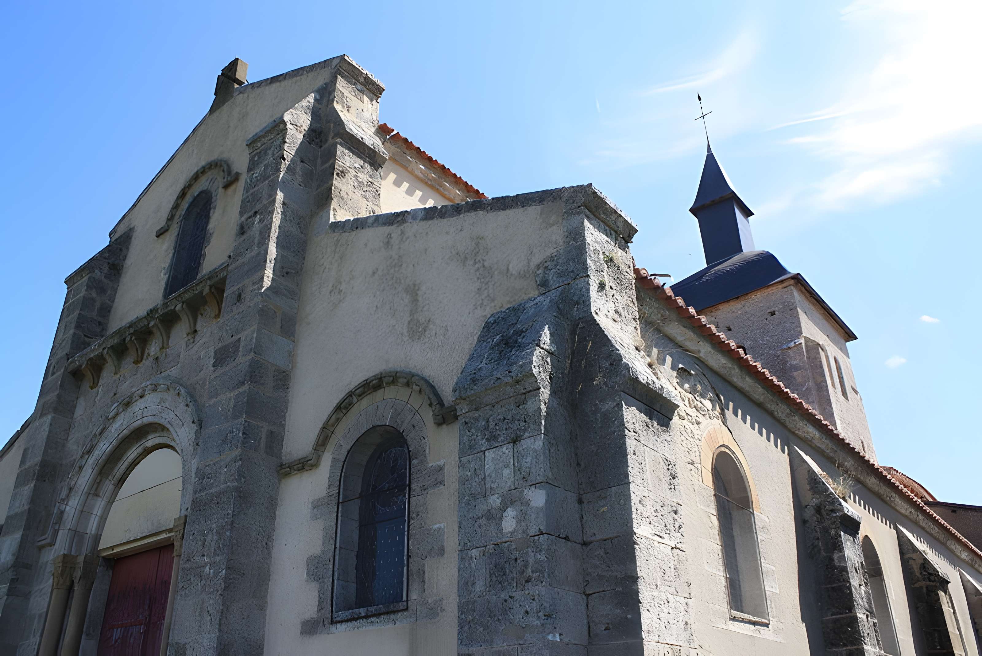 Église Saint-Julien de Saint-Gérand-le-Puy