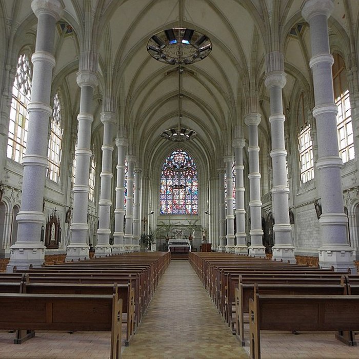 Photo de Église Saint-Julien de Saint-Julien-de-Vouvantes