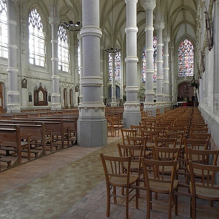Photo de Église Saint-Julien de Saint-Julien-de-Vouvantes