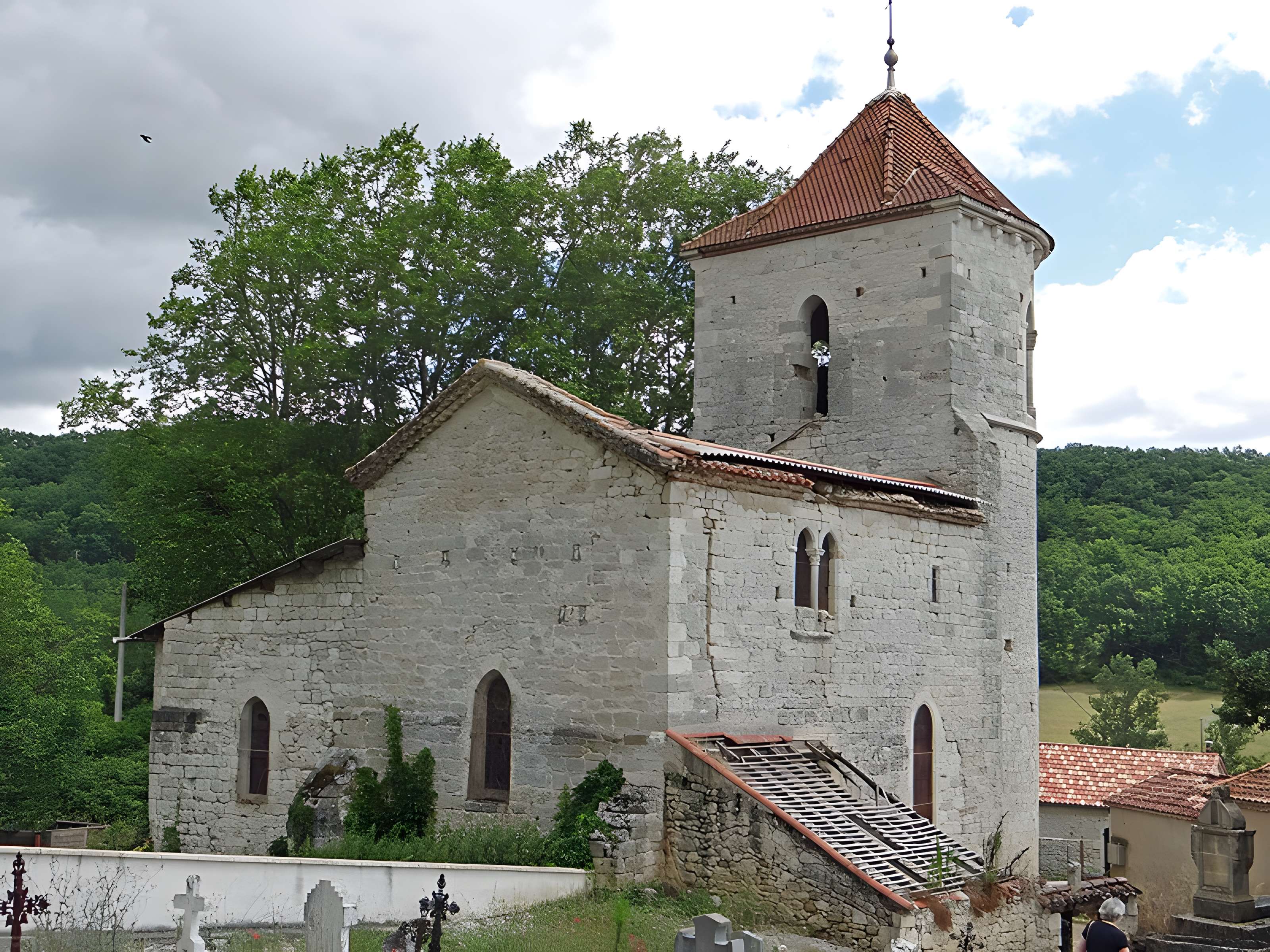 Église Saint-Just de Hautefage-la-Tour