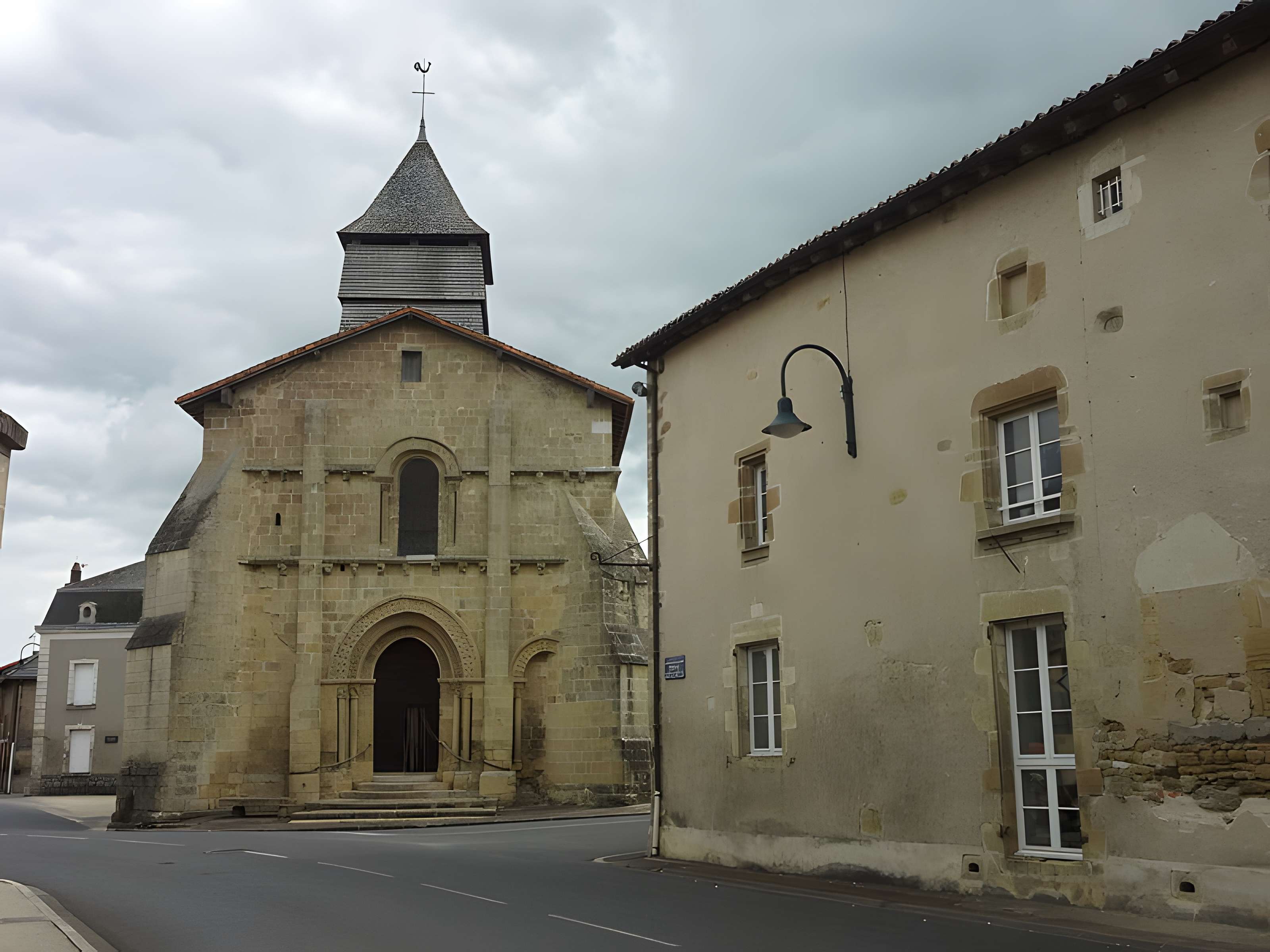Église Saint-Just de Pressac