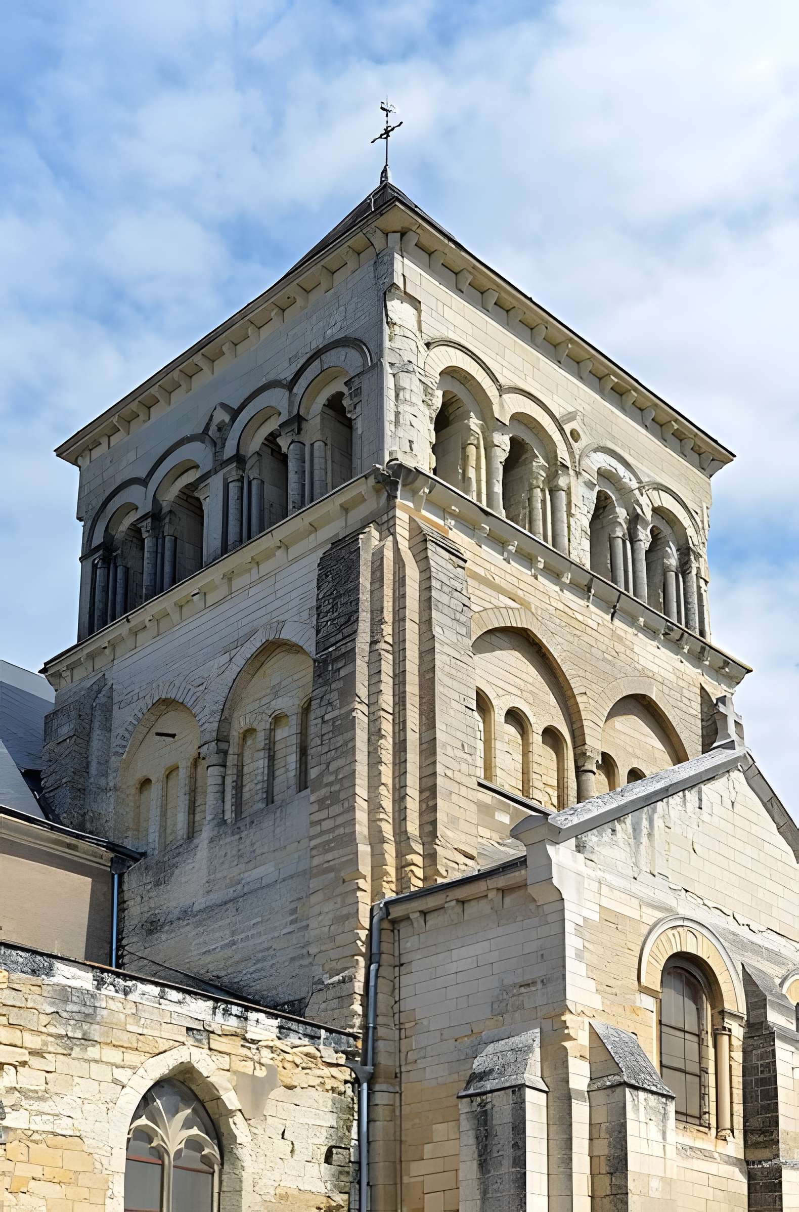 Église Saint-Laon de Thouars