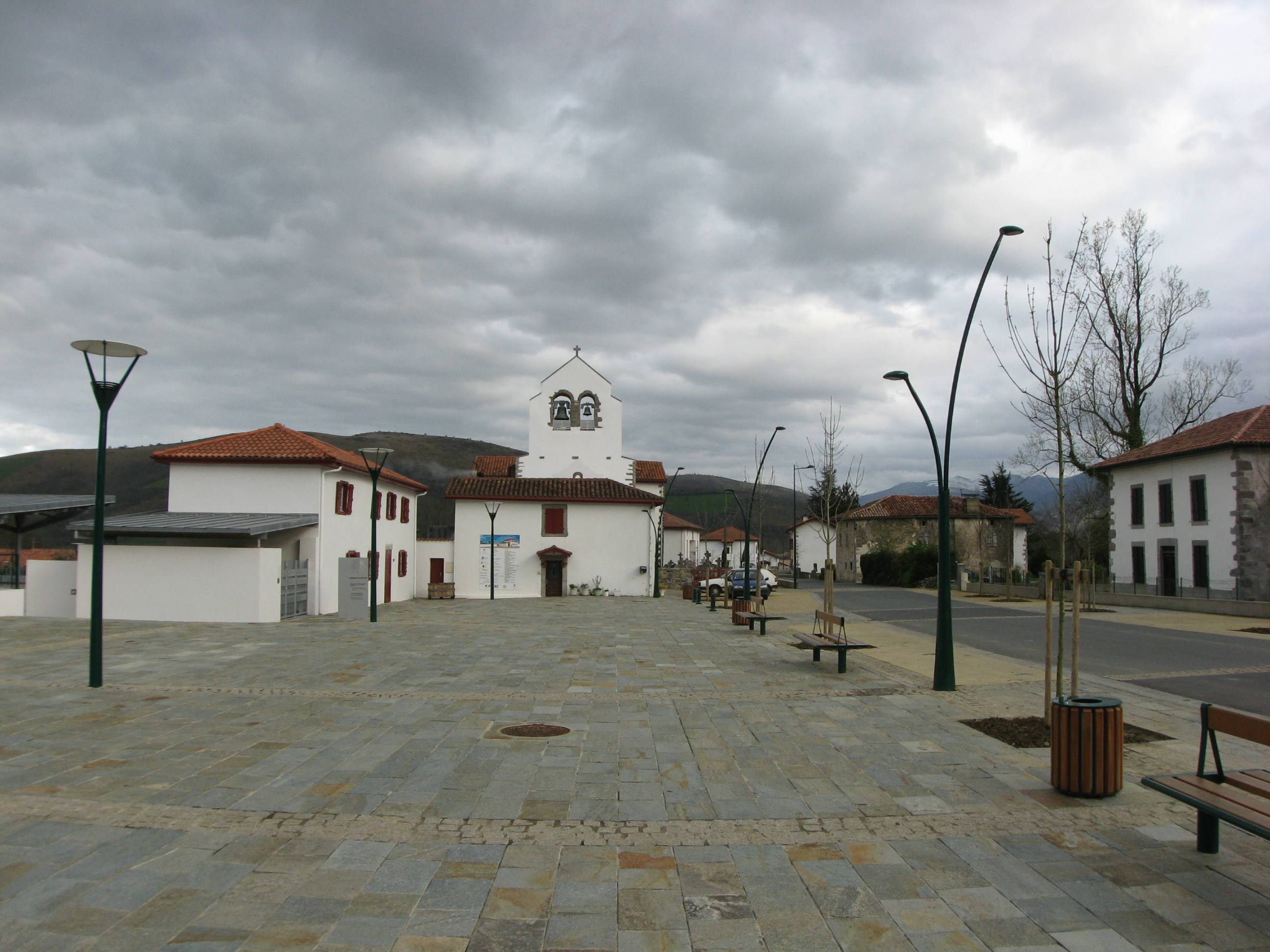 Photo de Saint Lawrence Church of Larceveau
