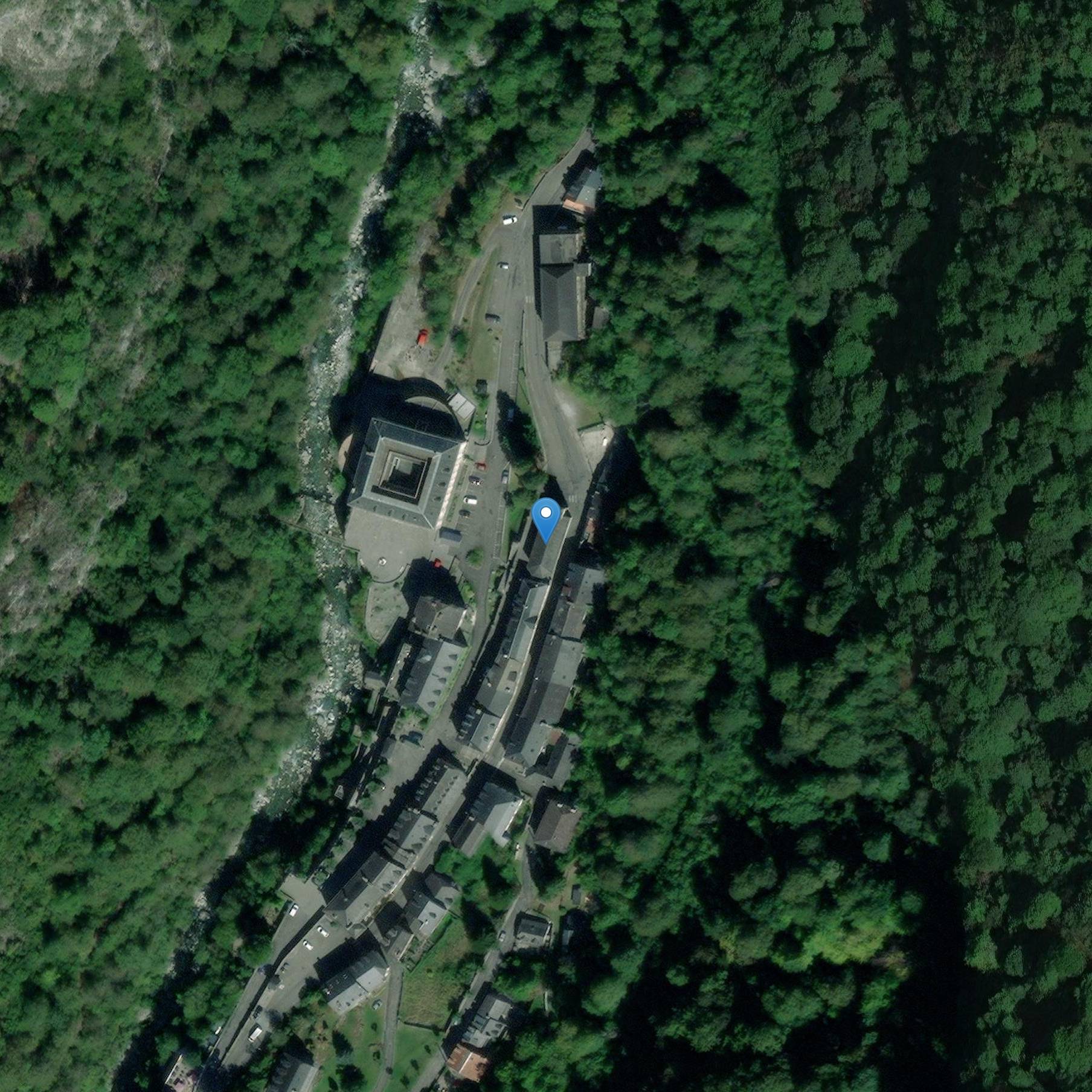 Photo de Iglesia de la Asunción de la Santísima Virgen María de Eaux-Chaudes