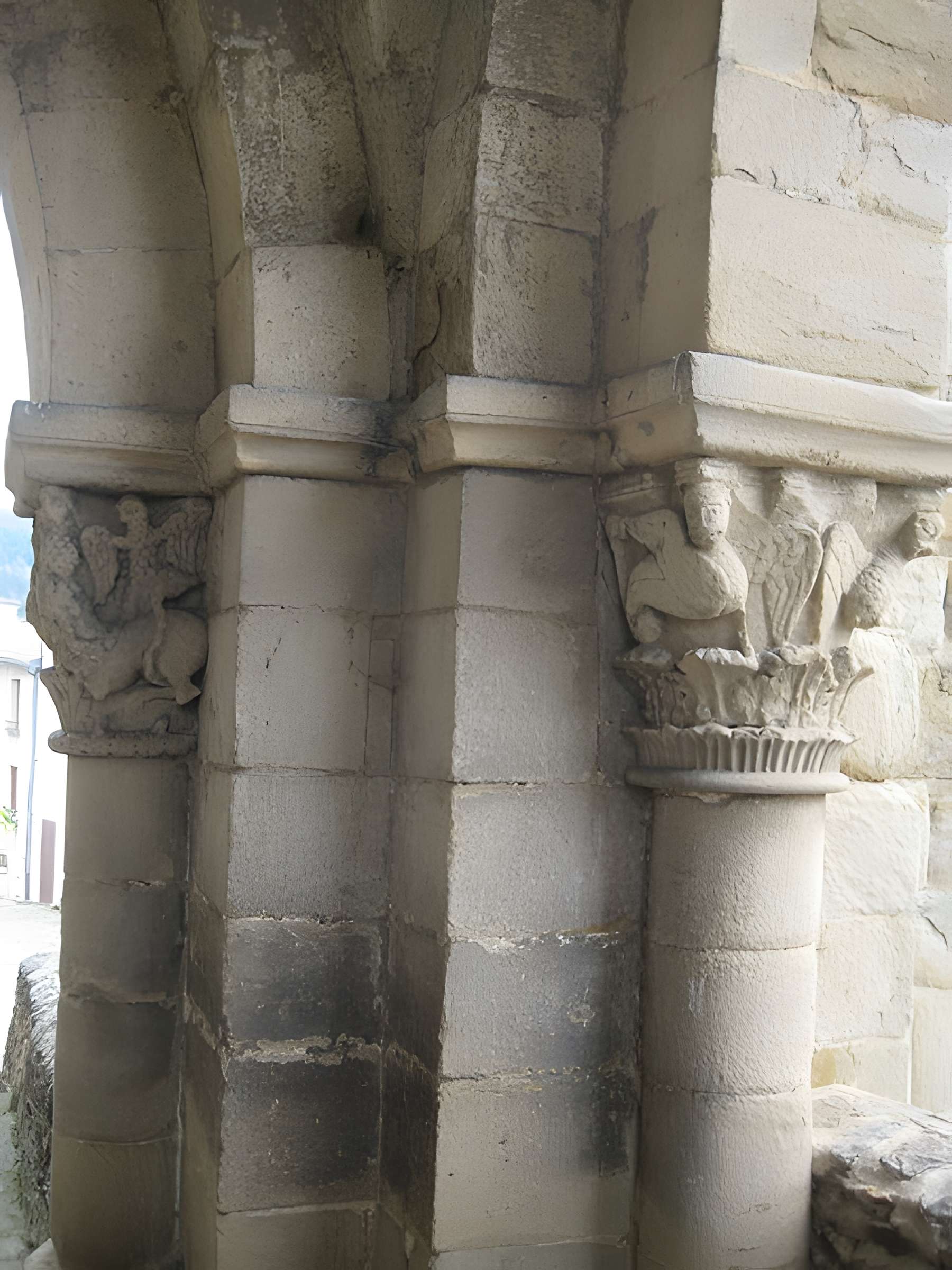 Église Saint-Laurent d'Auzon