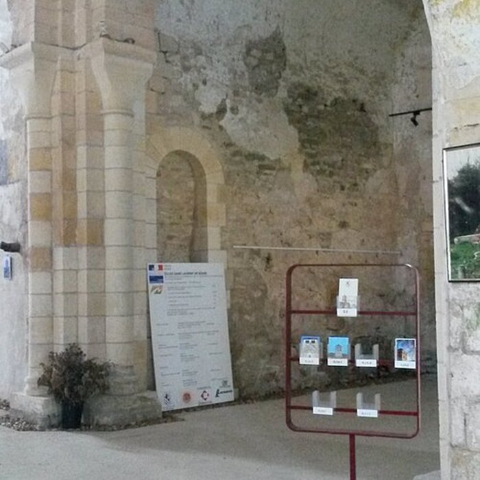 Photo de Église Saint-Laurent de Béard
