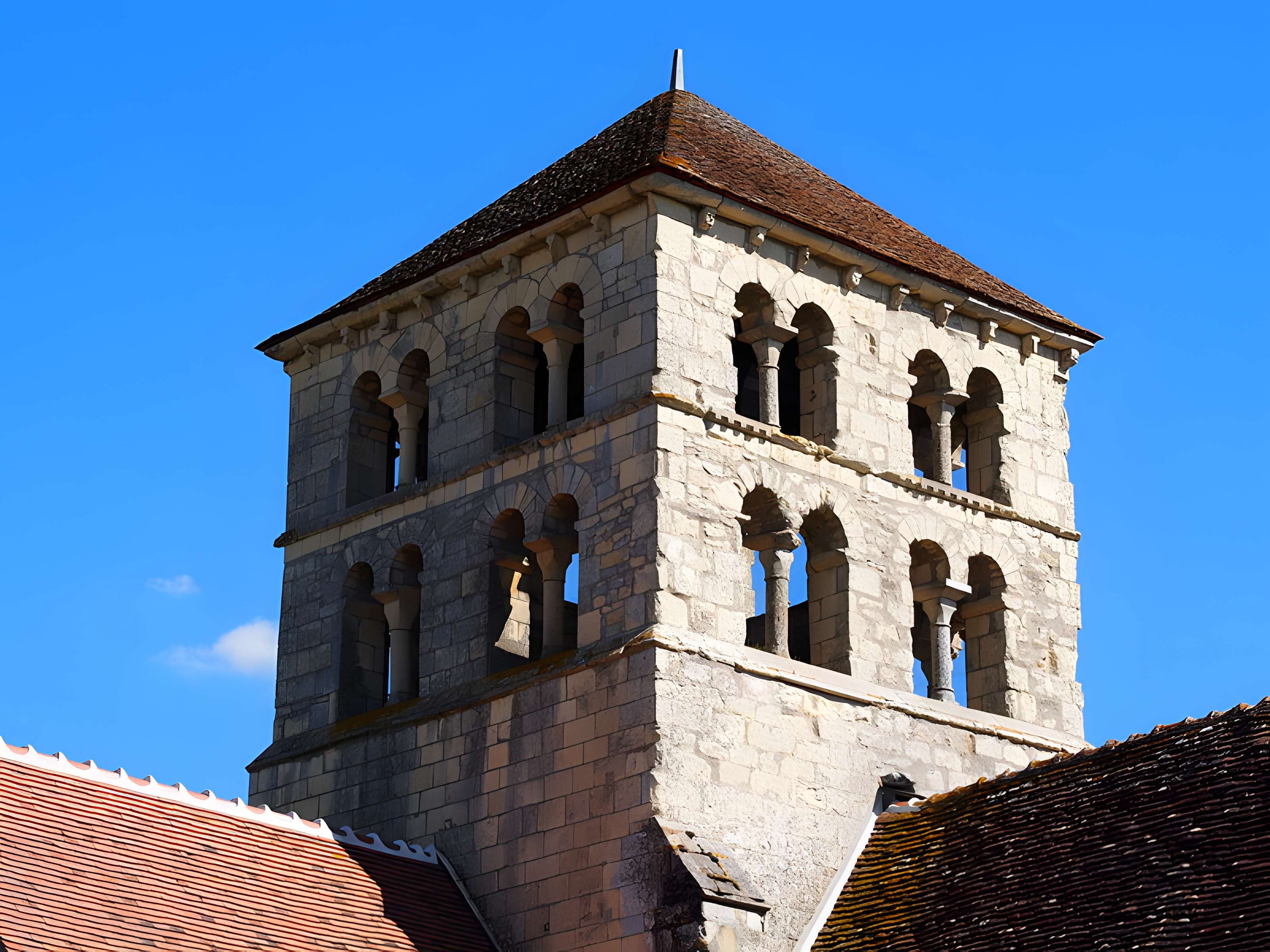 Église Saint-Laurent de Béard