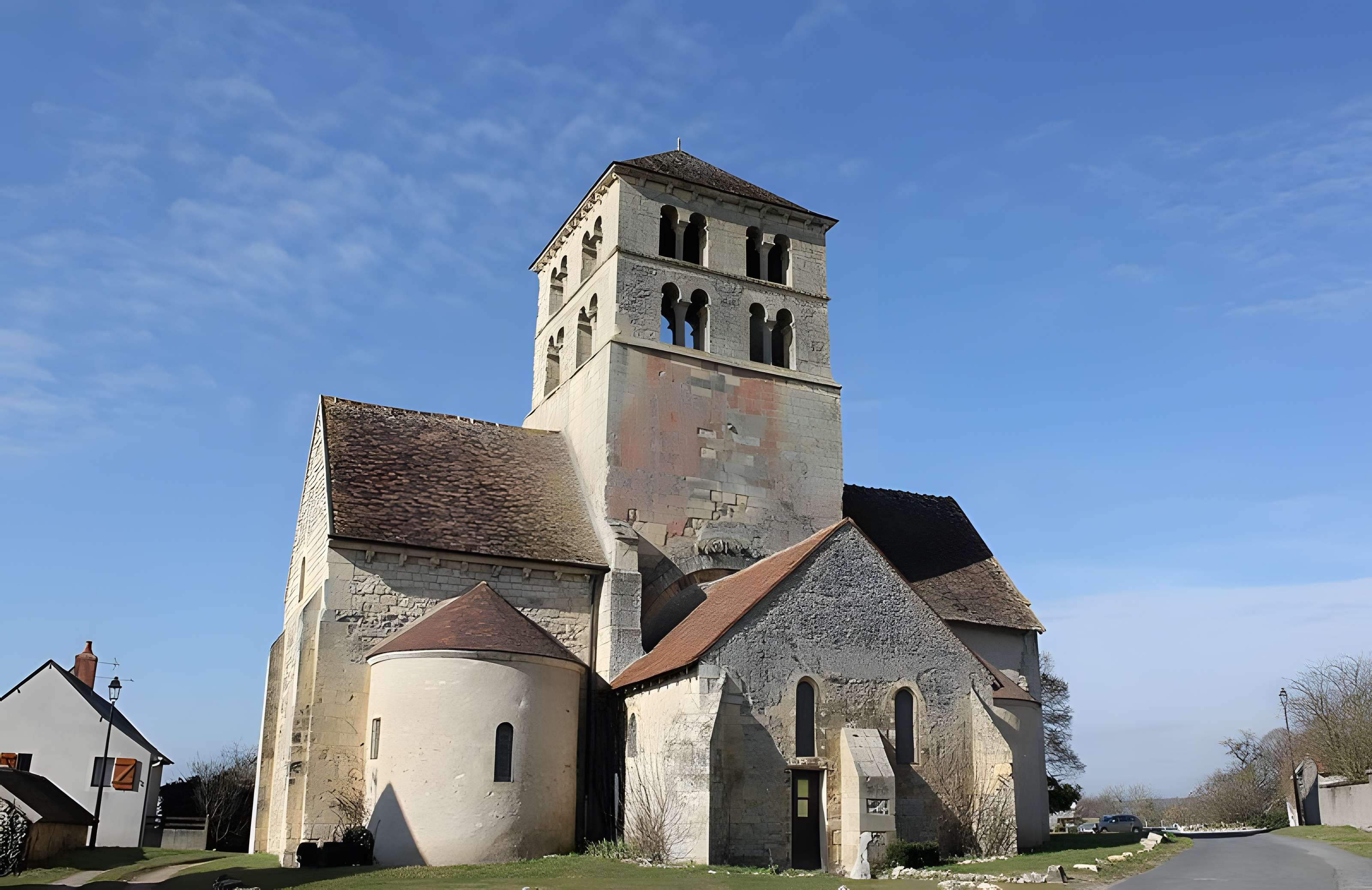Église Saint-Laurent de Béard
