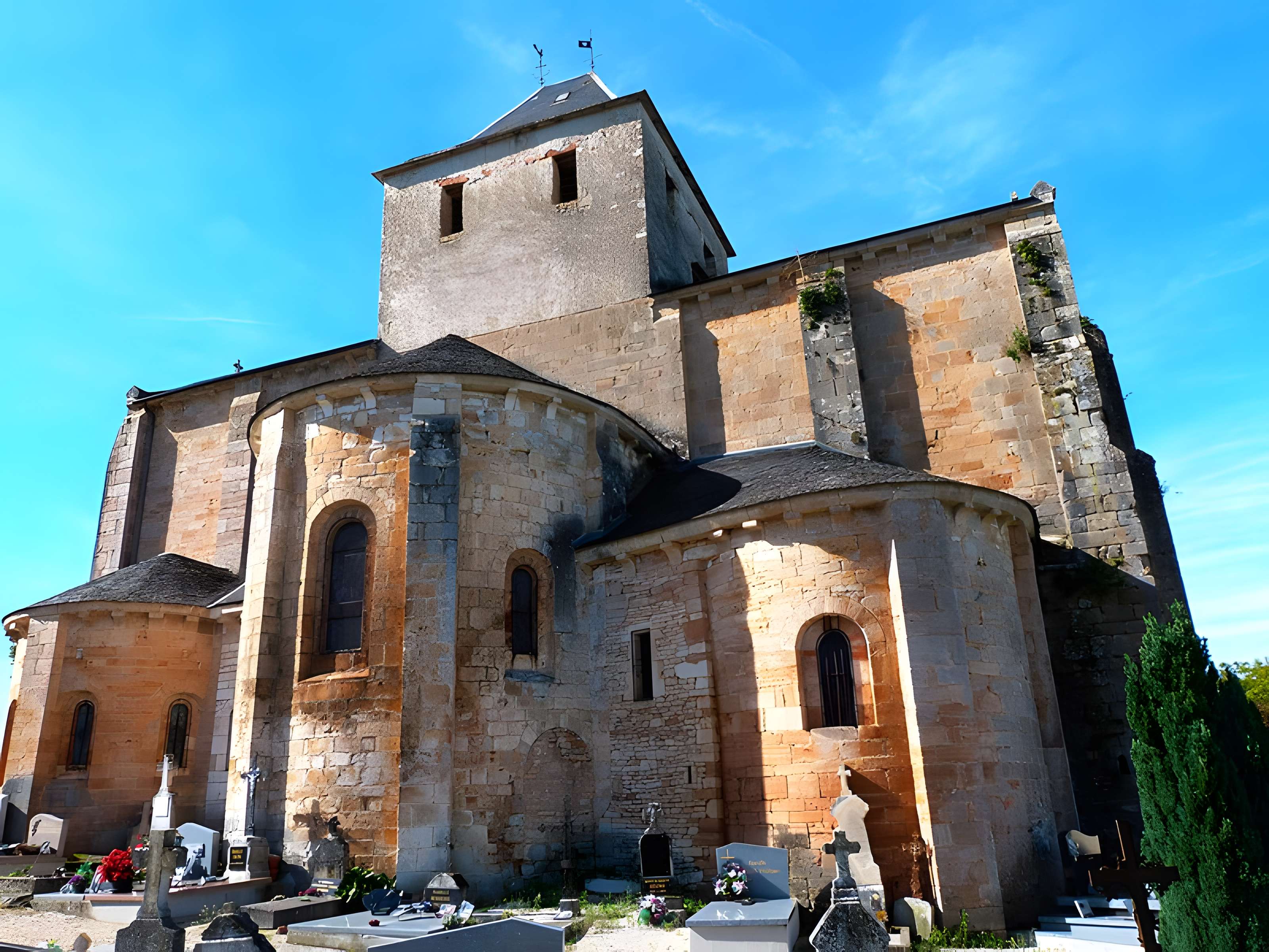 Église Saint-Laurent de Blars