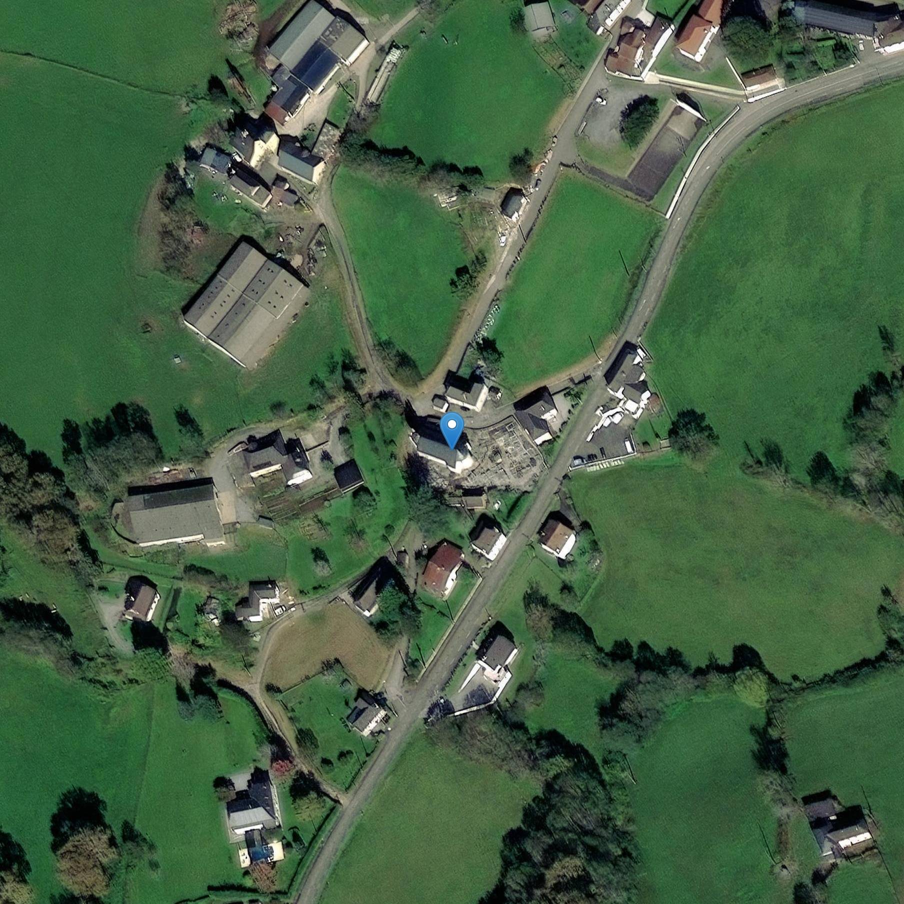 Photo de 蒙卡约勒-拉罗里-门迪比厄圣恩格拉斯教堂