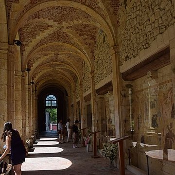 Abbaye de Saint-Michel