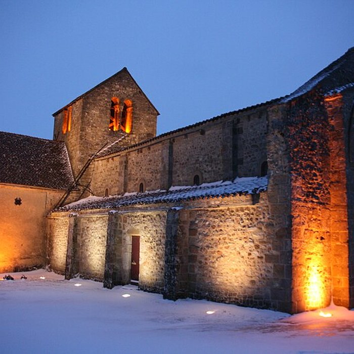 Photo de Église Saint-Laurent de Châtel-de-Neuvre