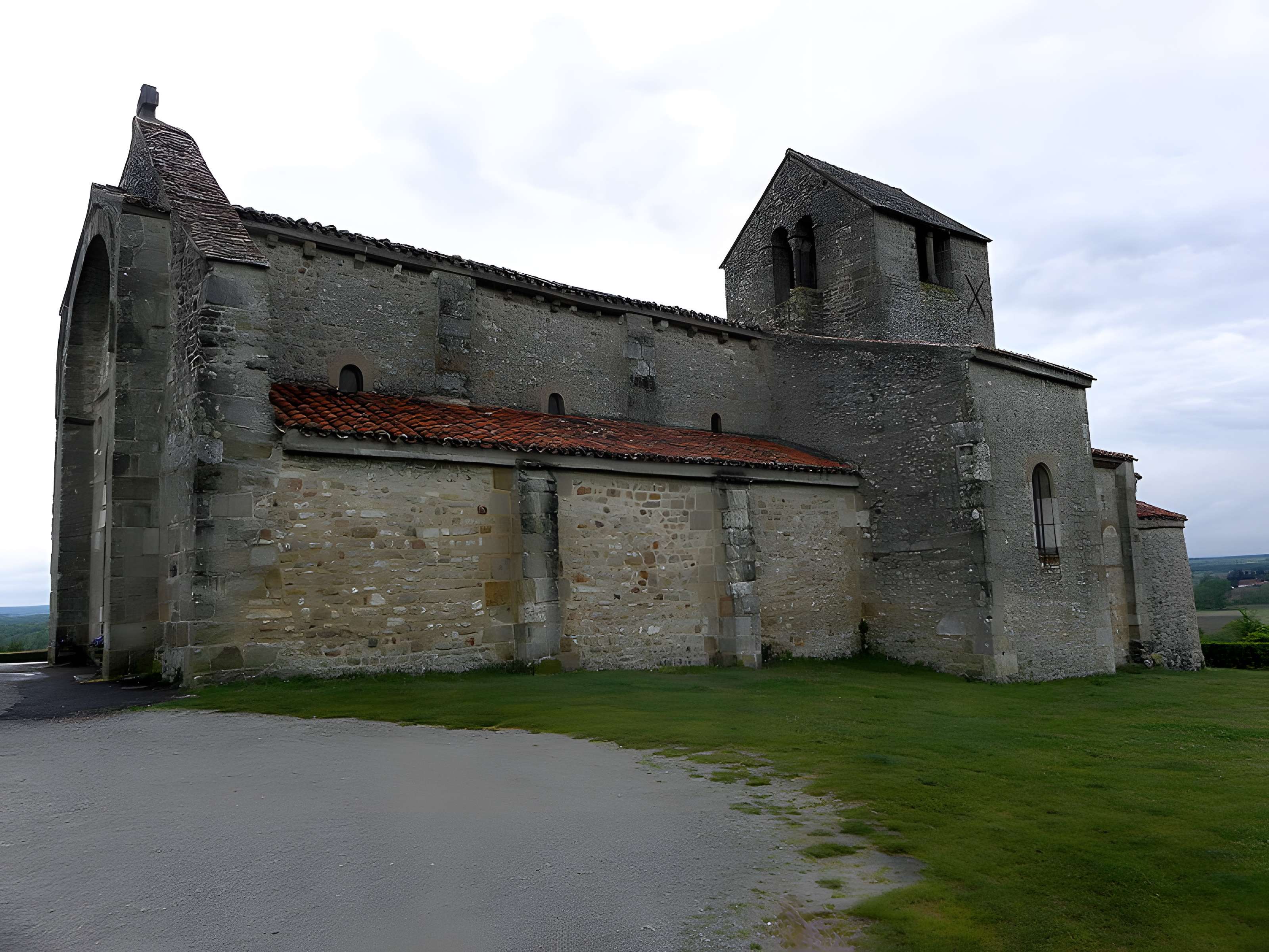 Église Saint-Laurent de Châtel-de-Neuvre