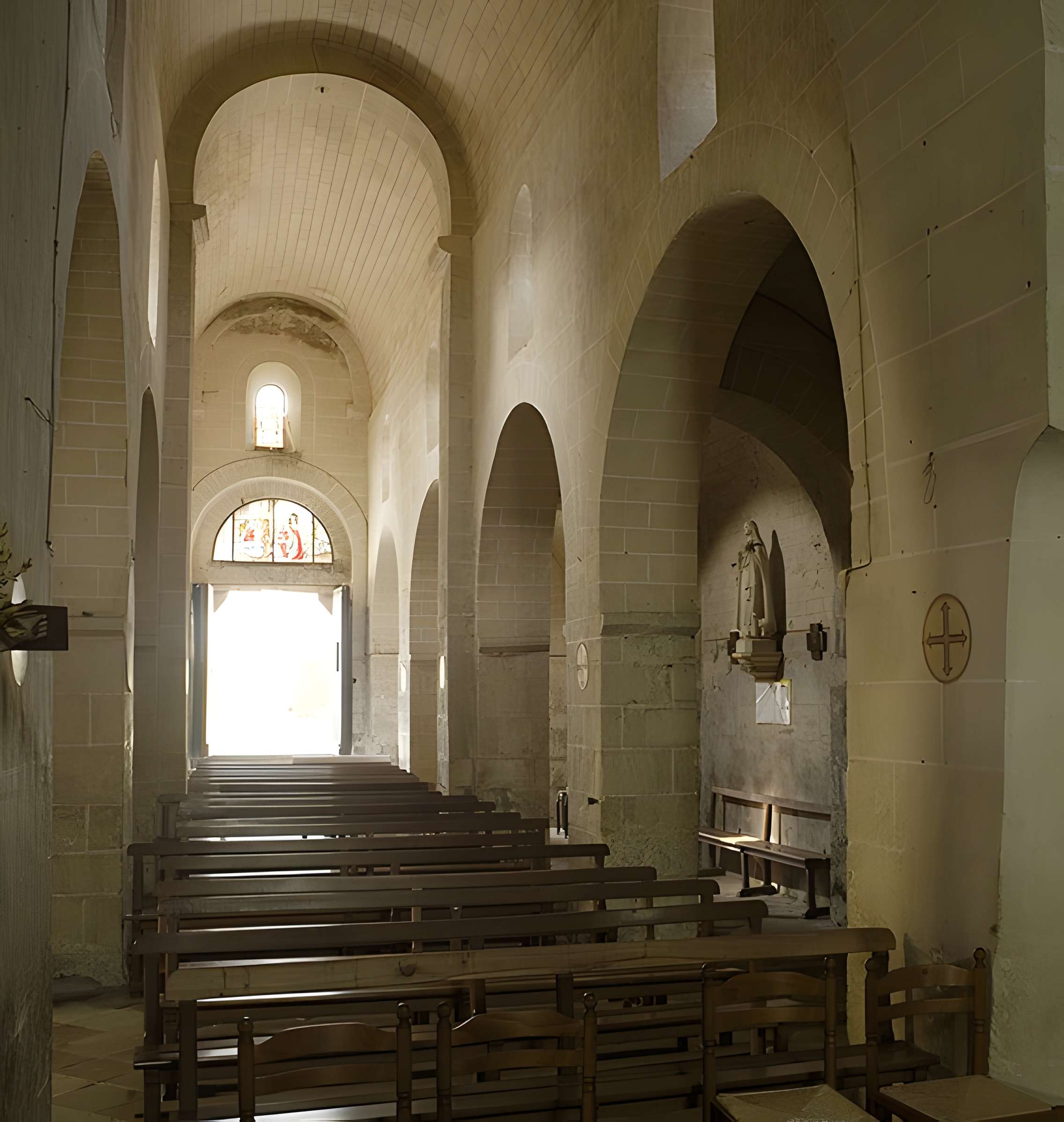 Église Saint-Laurent de Châtel-de-Neuvre